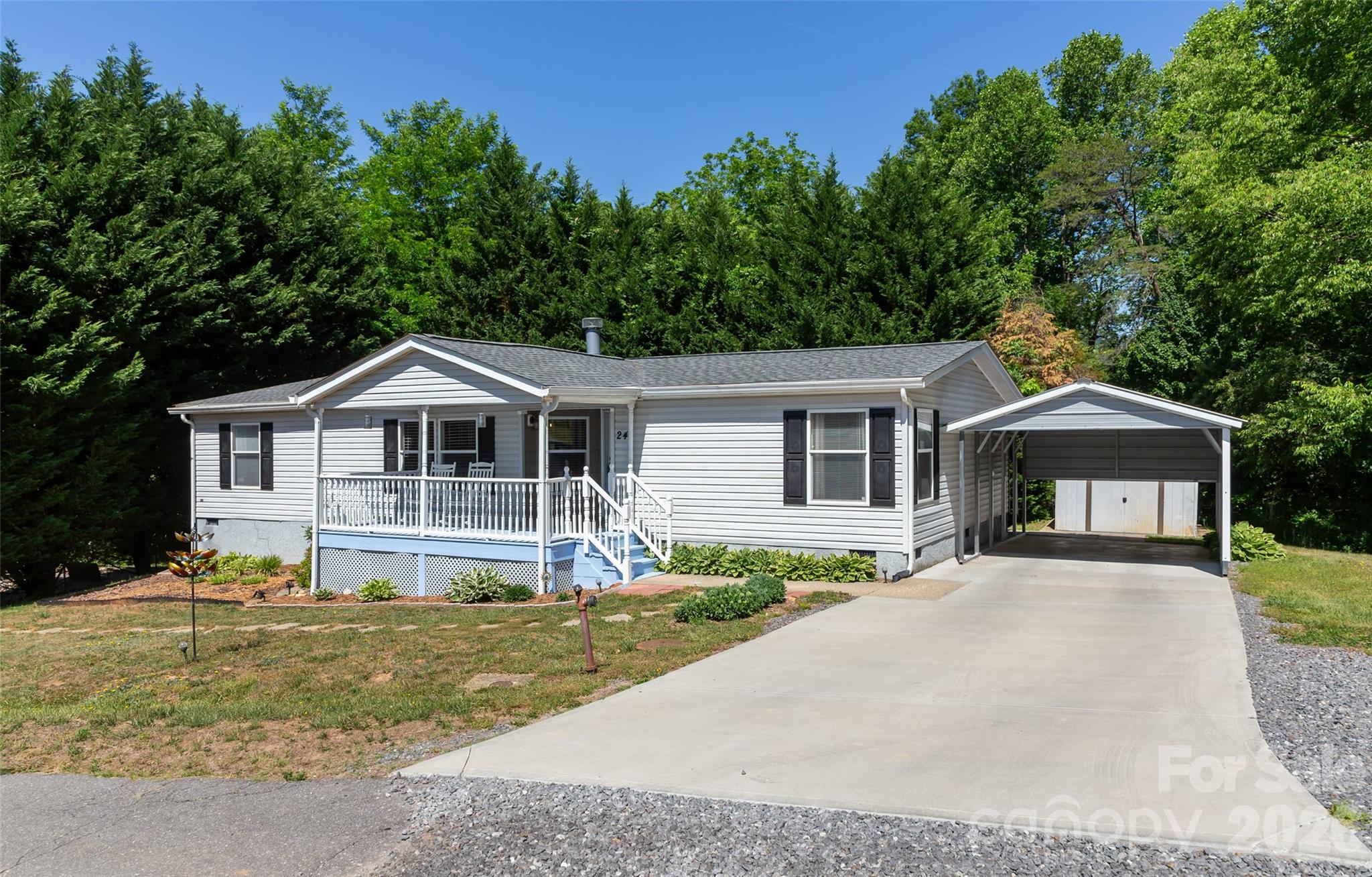 24 Asa Court — Black Mountain