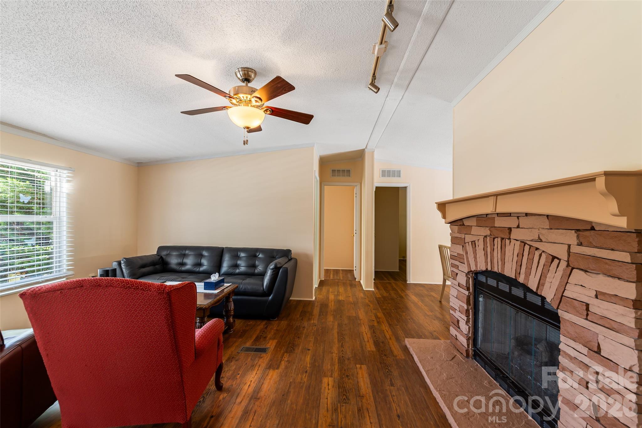 24 Asa Court — Black Mountain