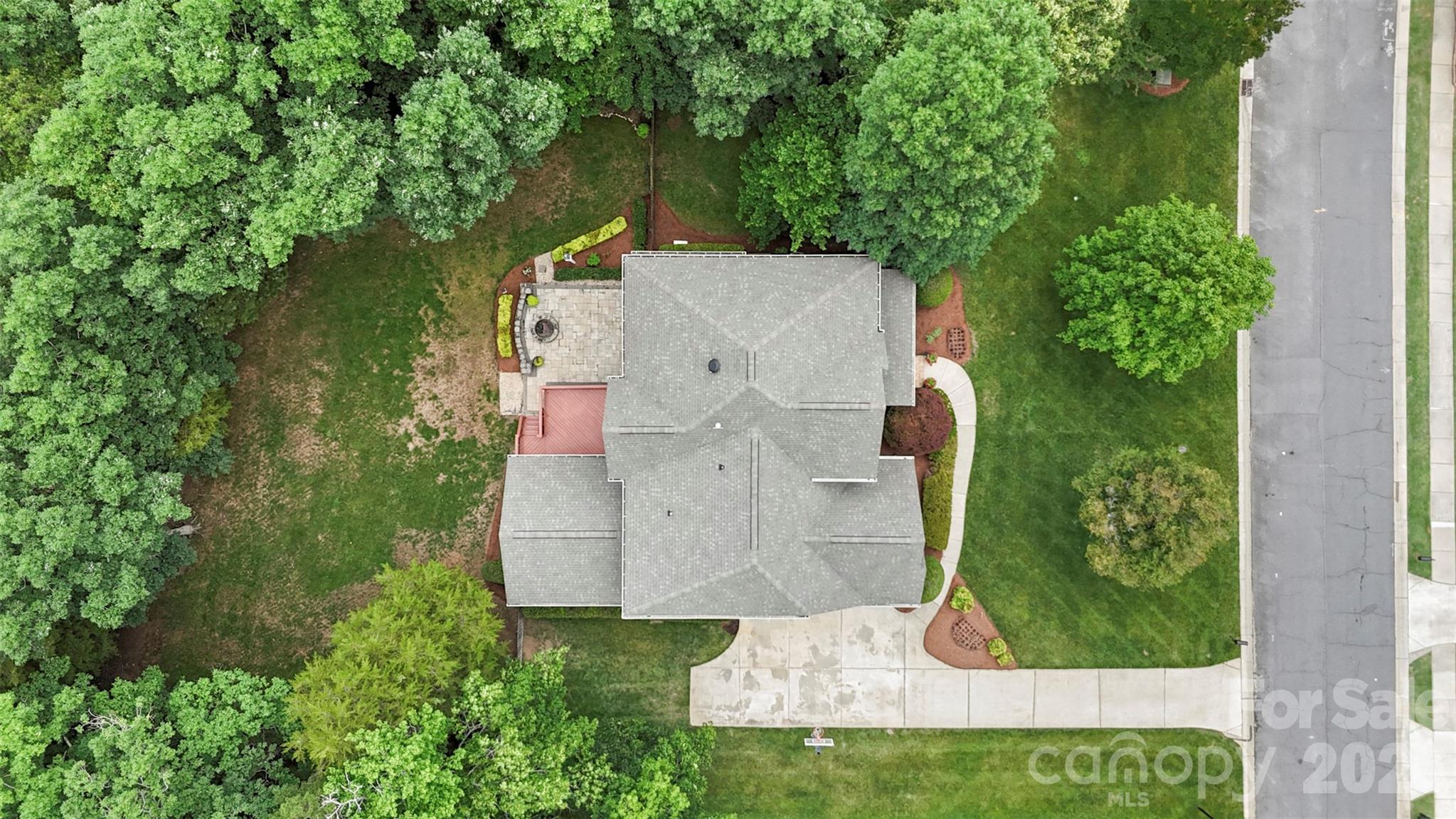 1111 Dobson Drive — Waxhaw
