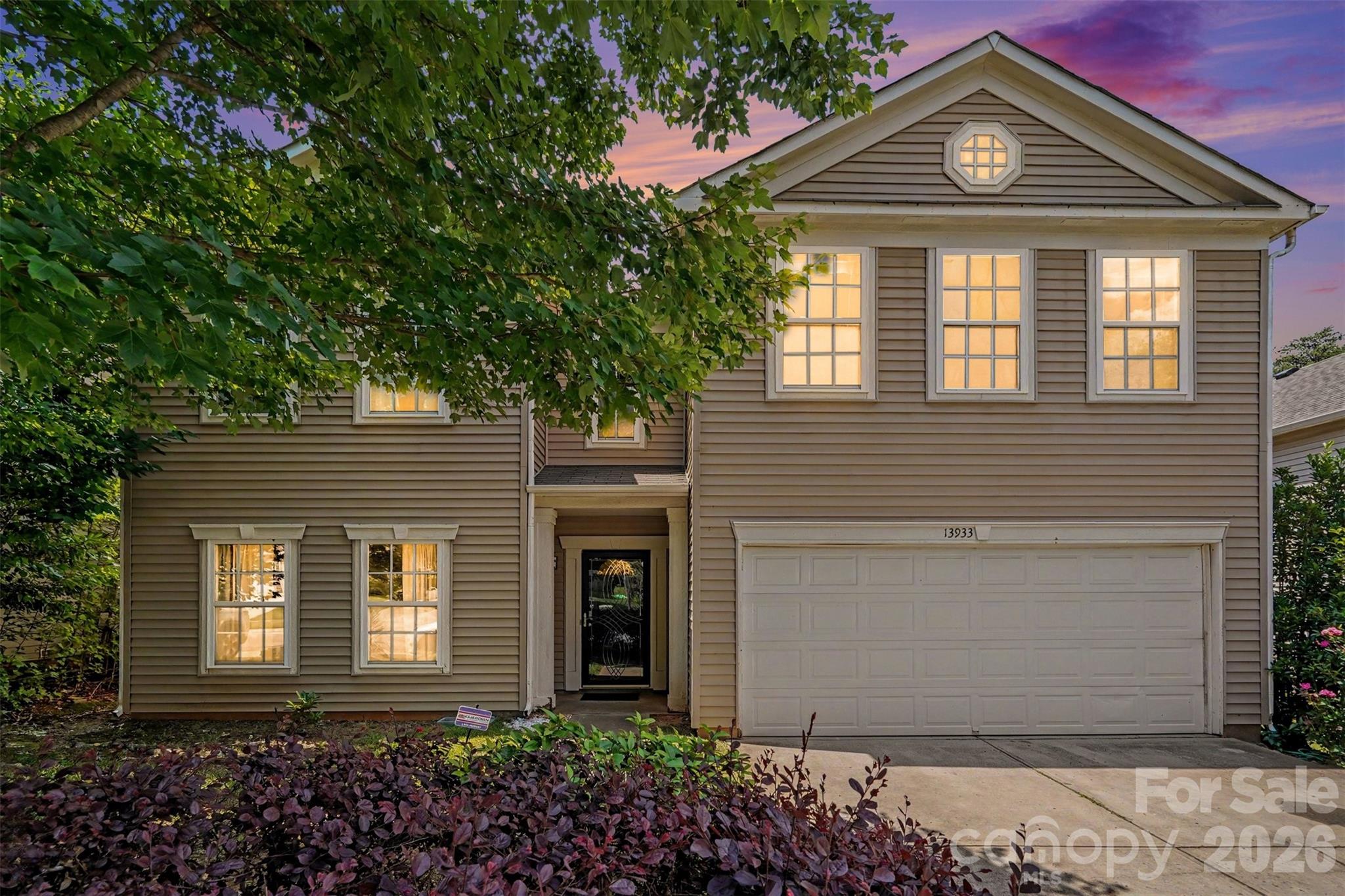 13933 Pinyon Pine Lane — Charlotte