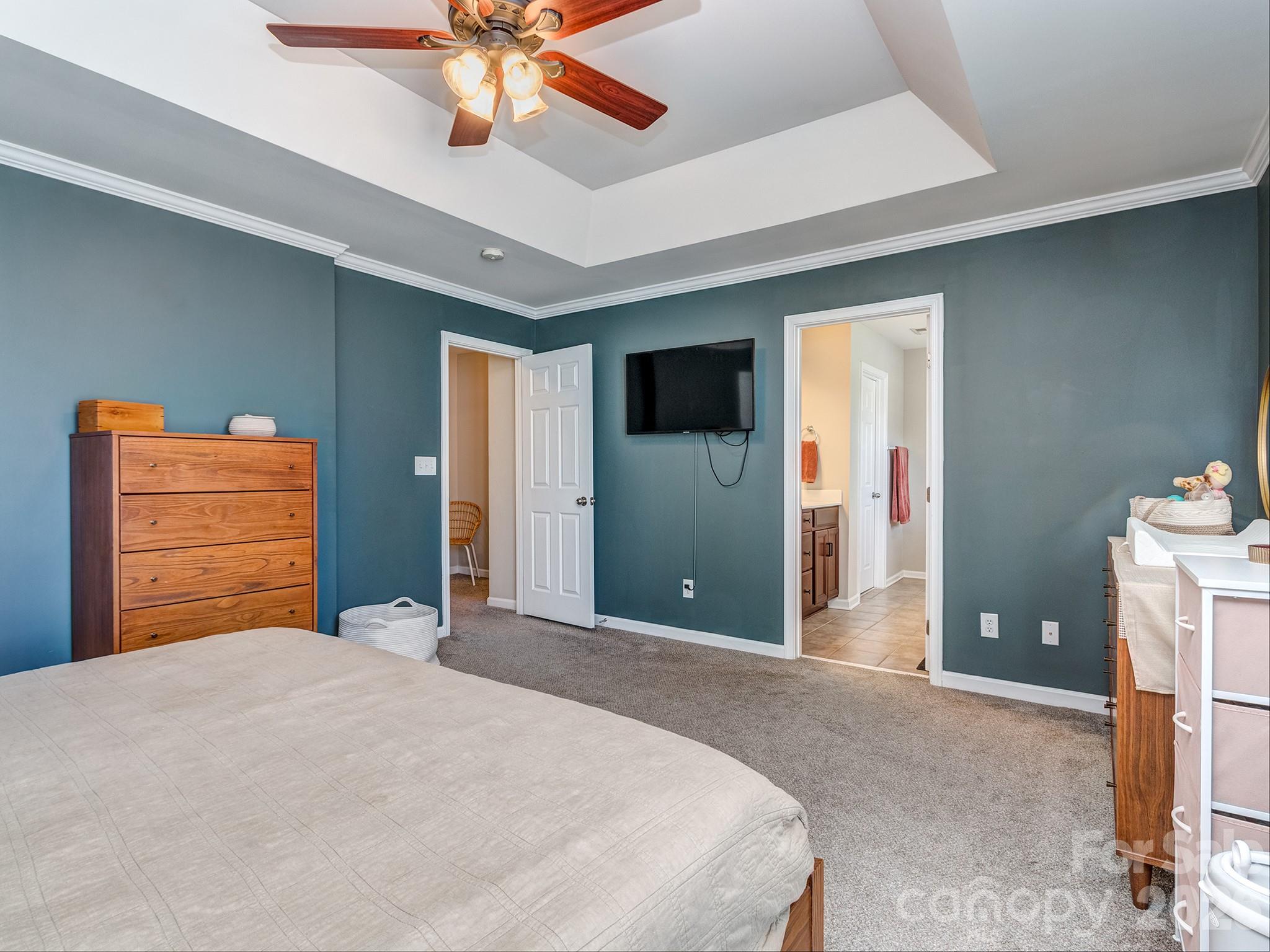 6535 Central Pacific Avenue — Charlotte