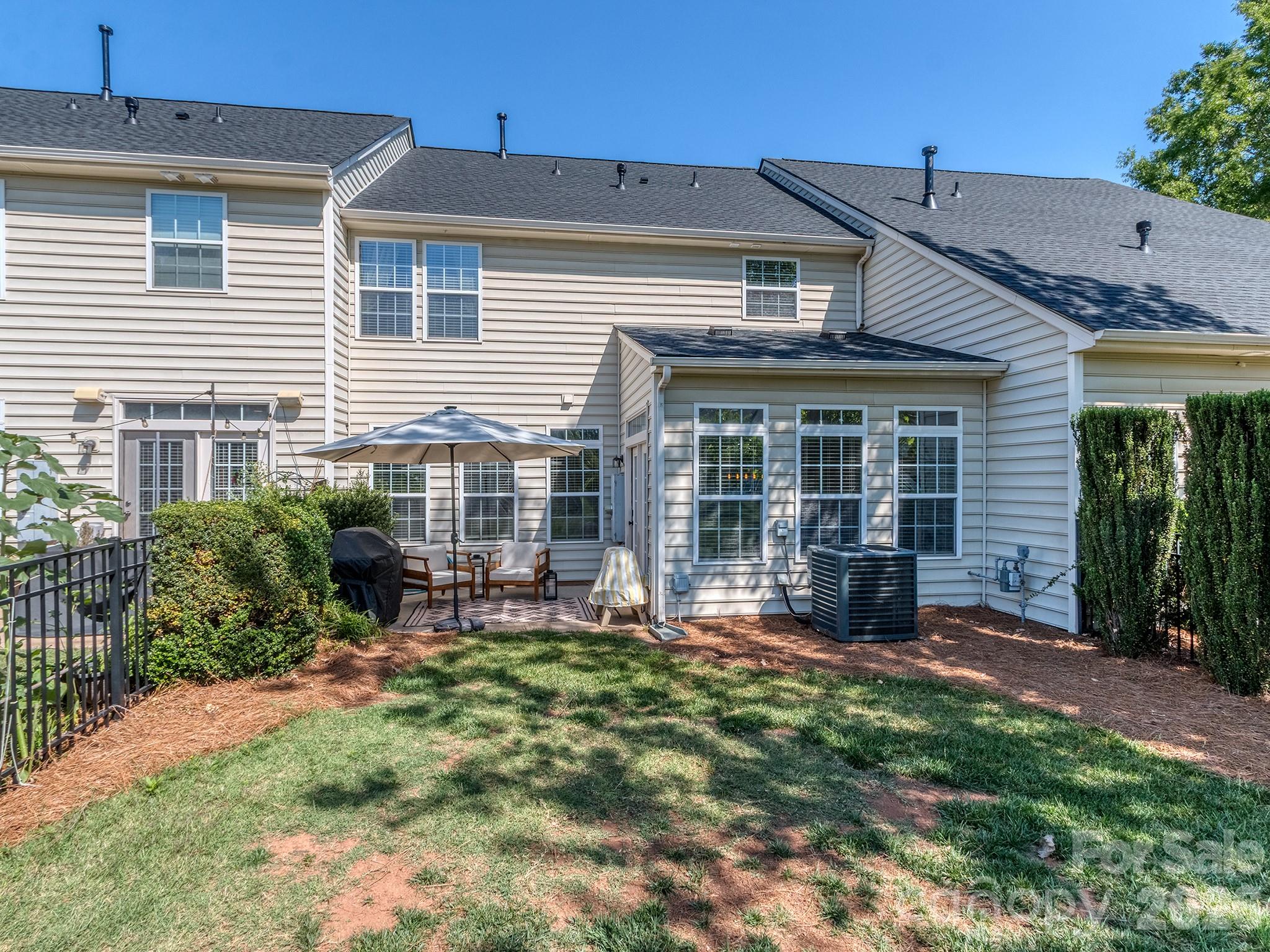 6535 Central Pacific Avenue — Charlotte
