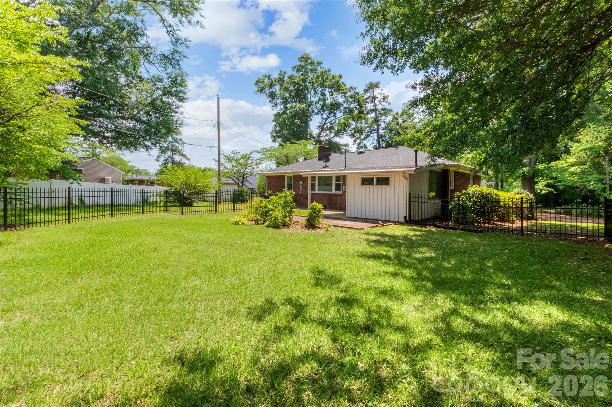 1024 Woodland Drive — Rock Hill