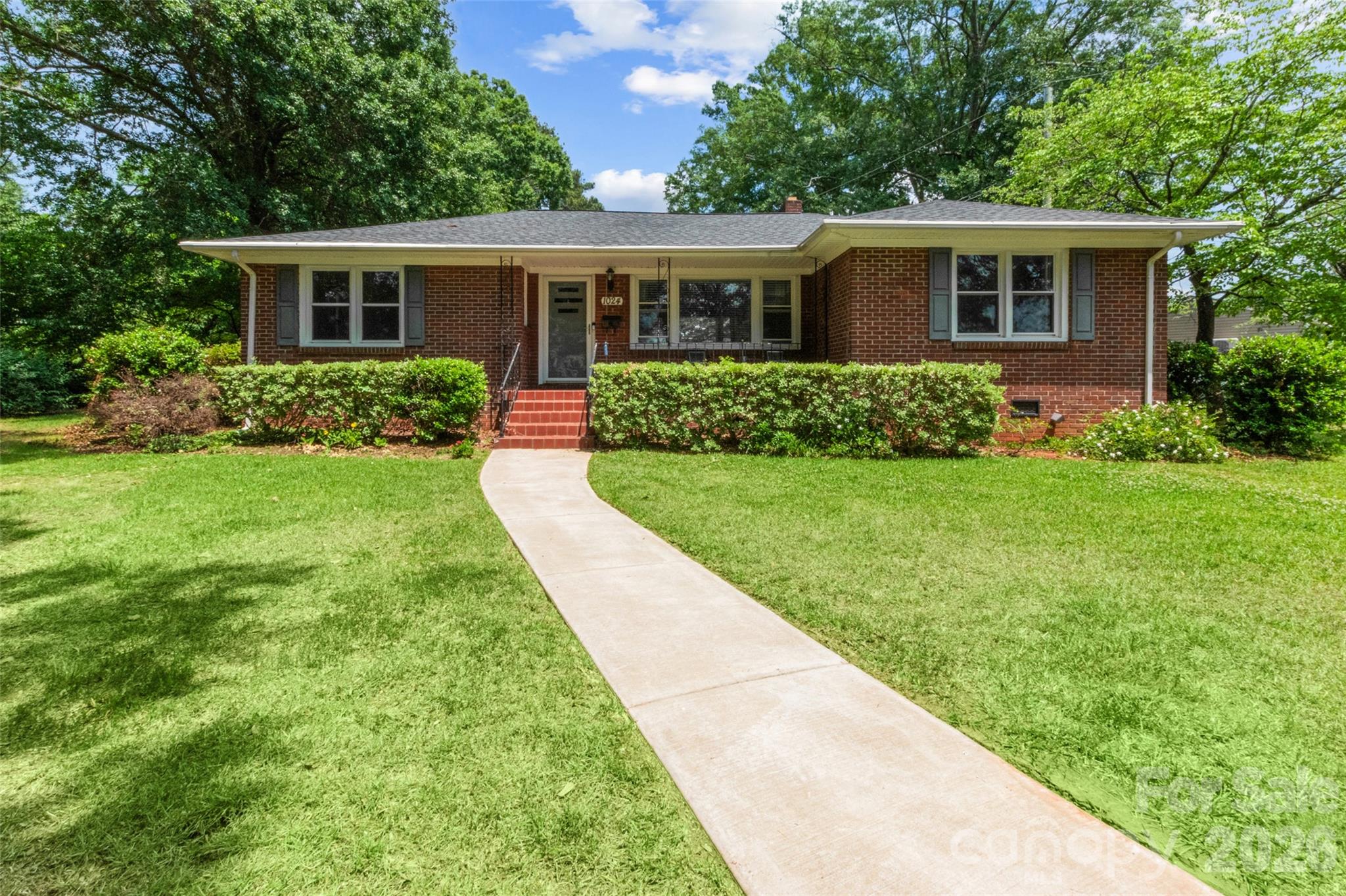 1024 Woodland Drive — Rock Hill