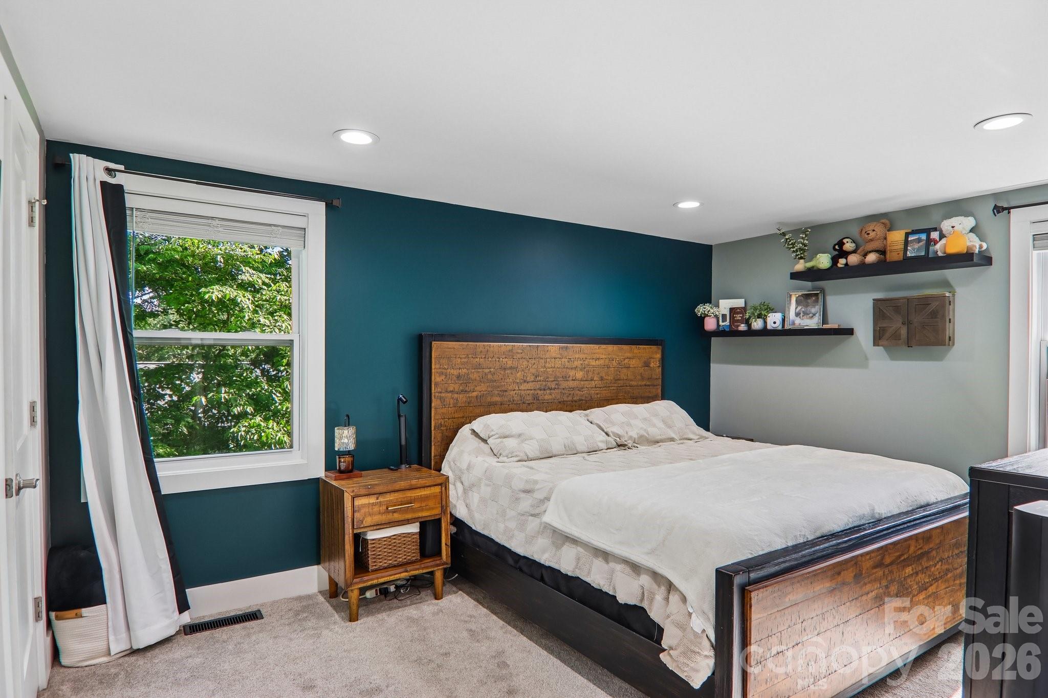 75 Glen View Road — Arden