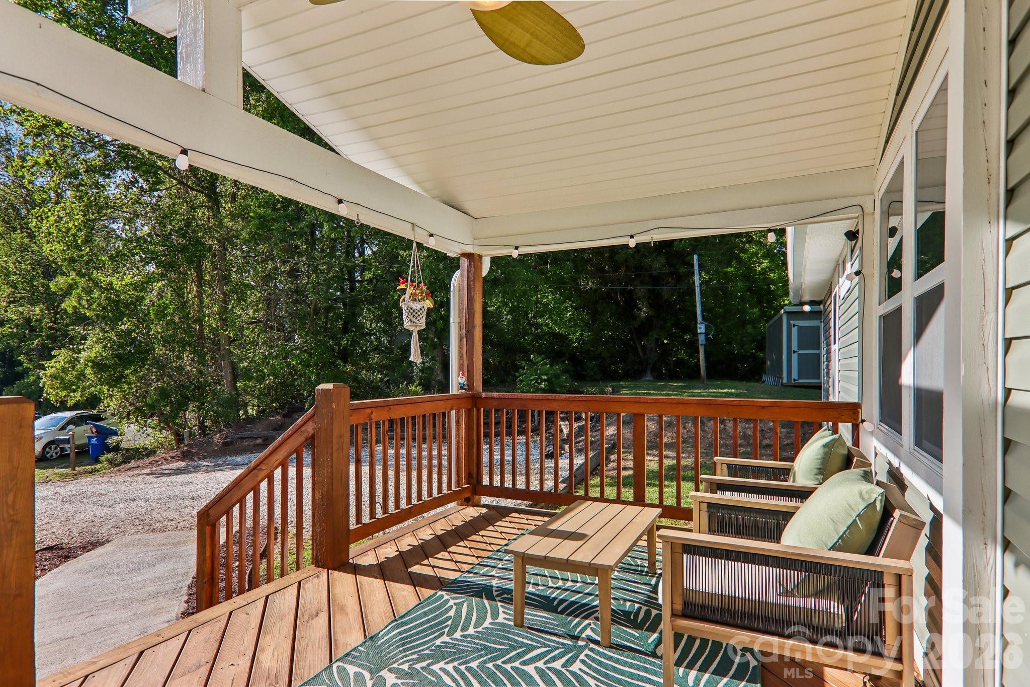 75 Glen View Road — Arden