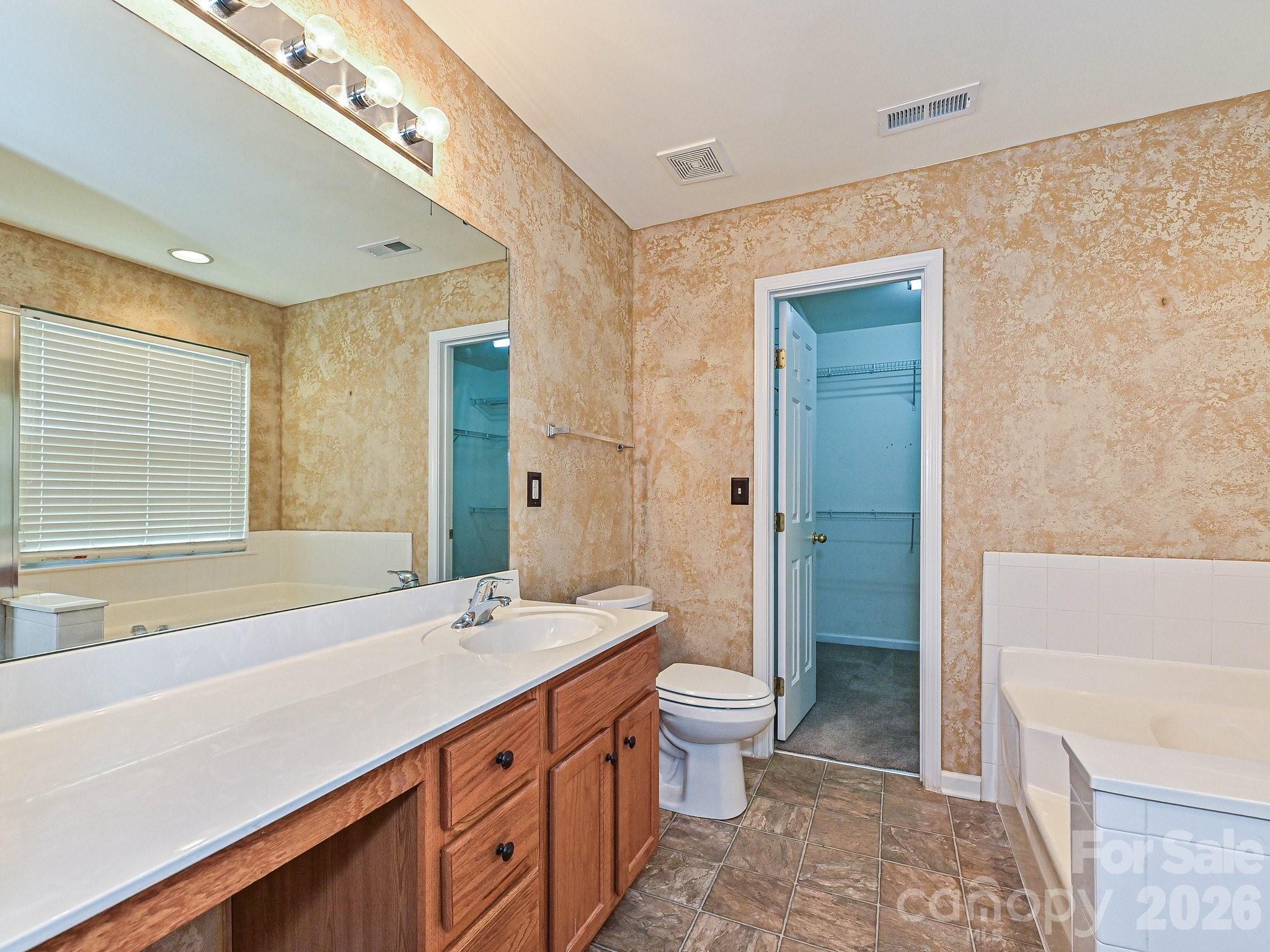 1029 Canopy Drive — Indian Trail