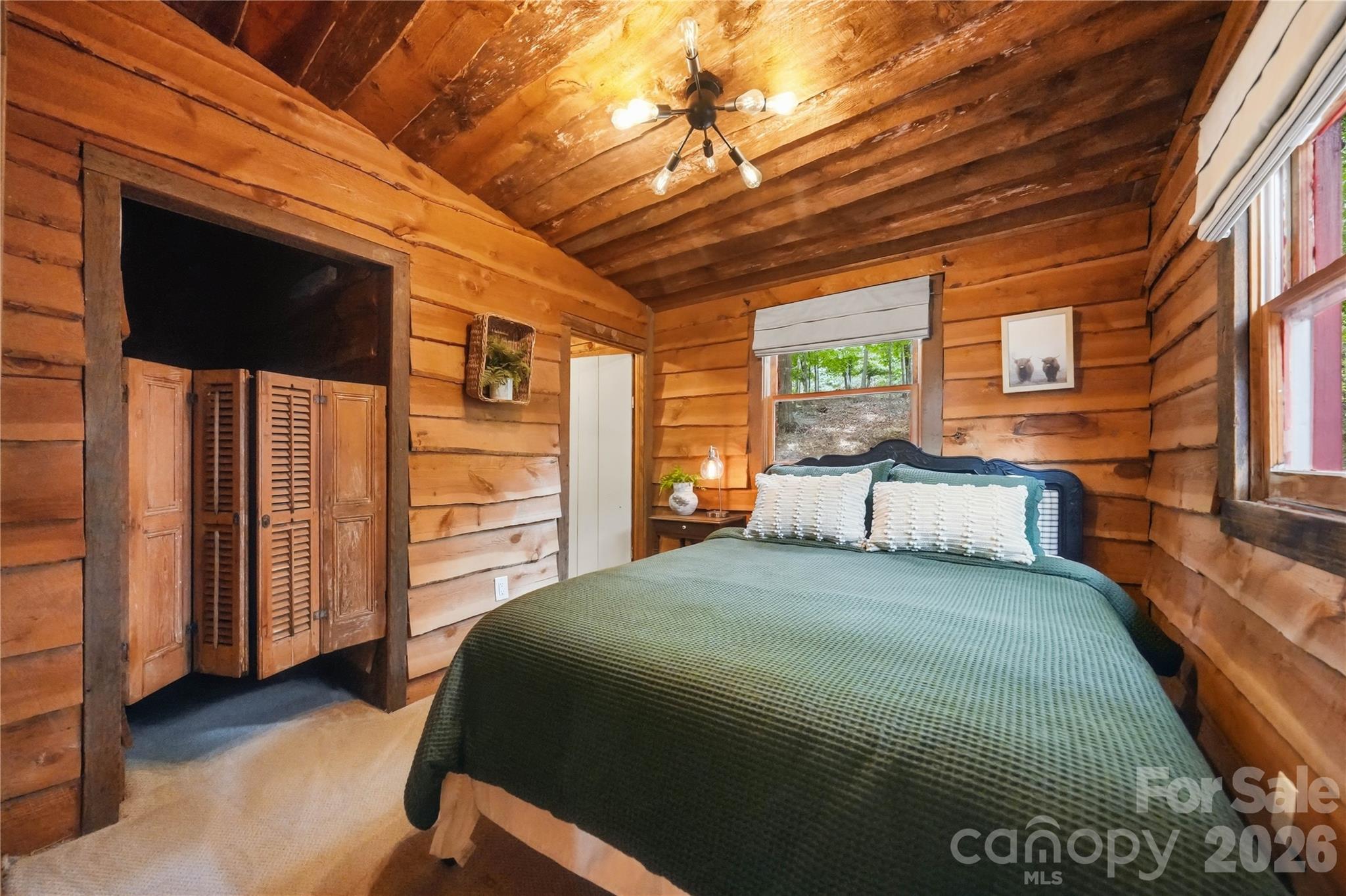 300 Clark Cove Road — Statesville