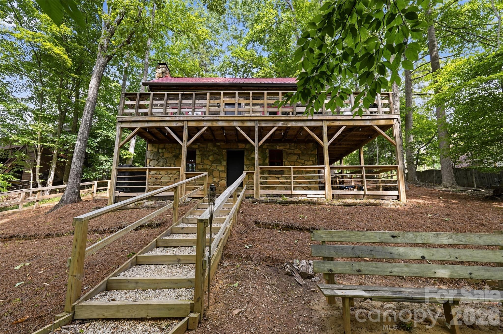 300 Clark Cove Road — Statesville