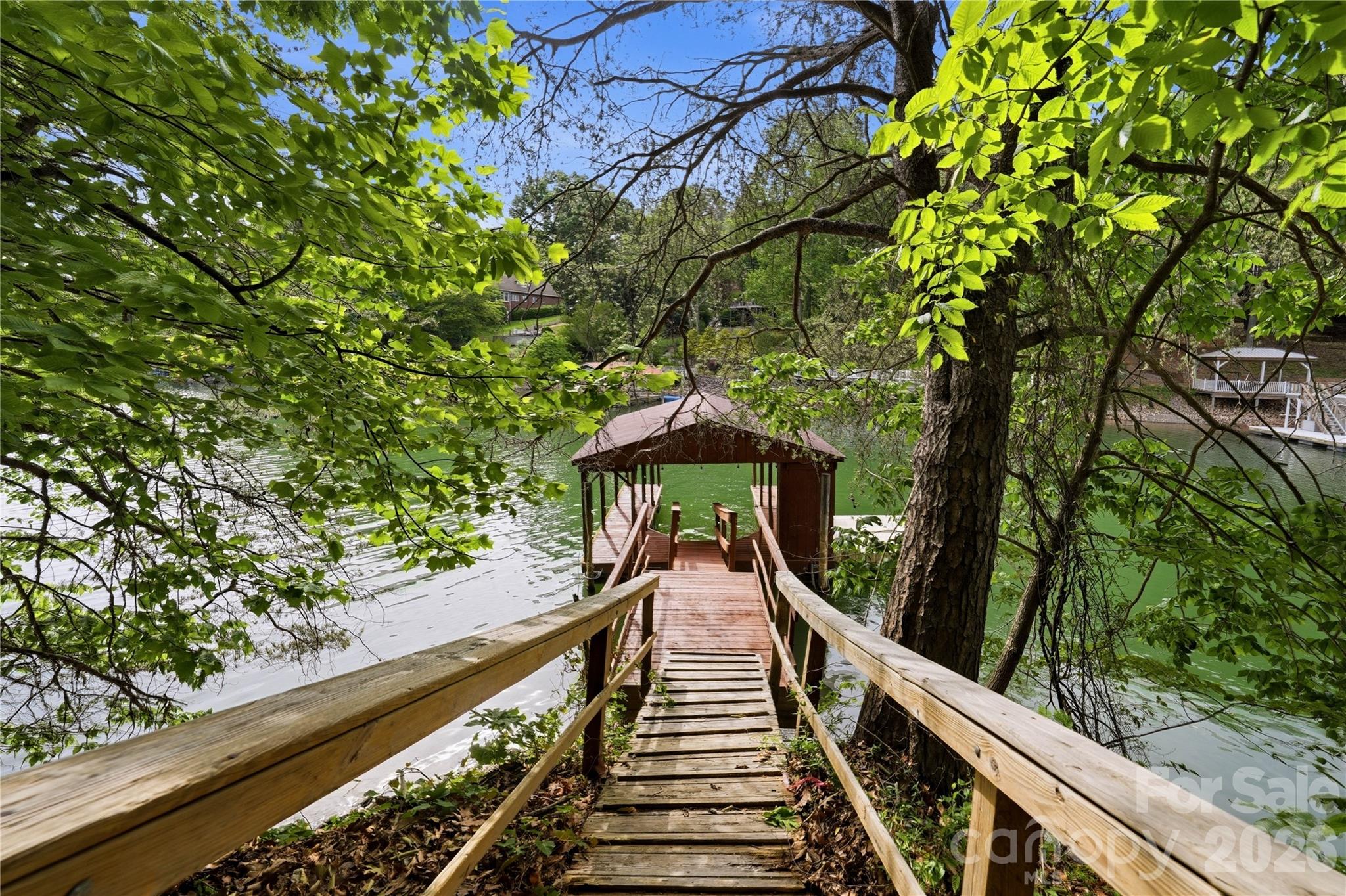 300 Clark Cove Road — Statesville