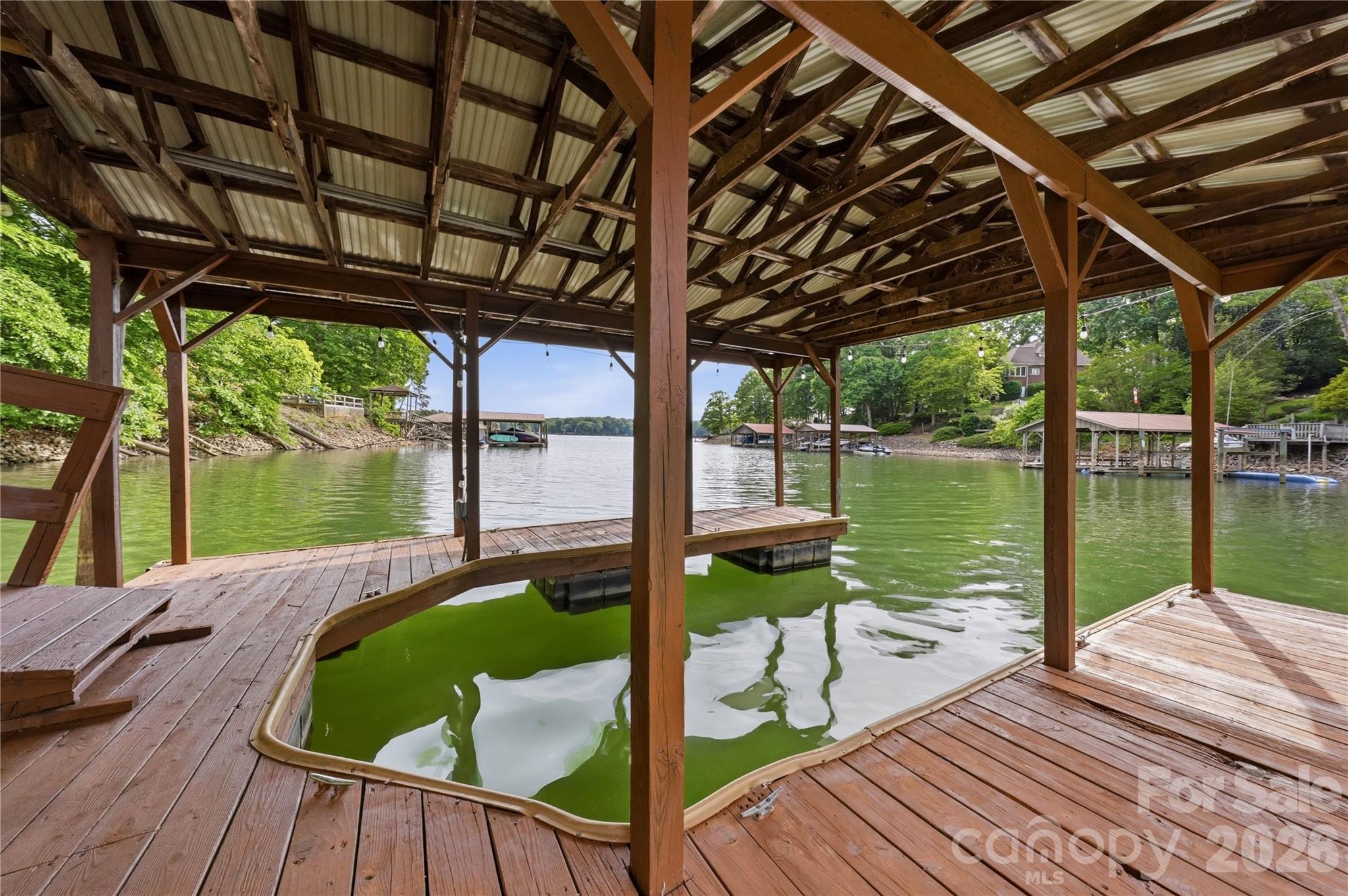 300 Clark Cove Road — Statesville