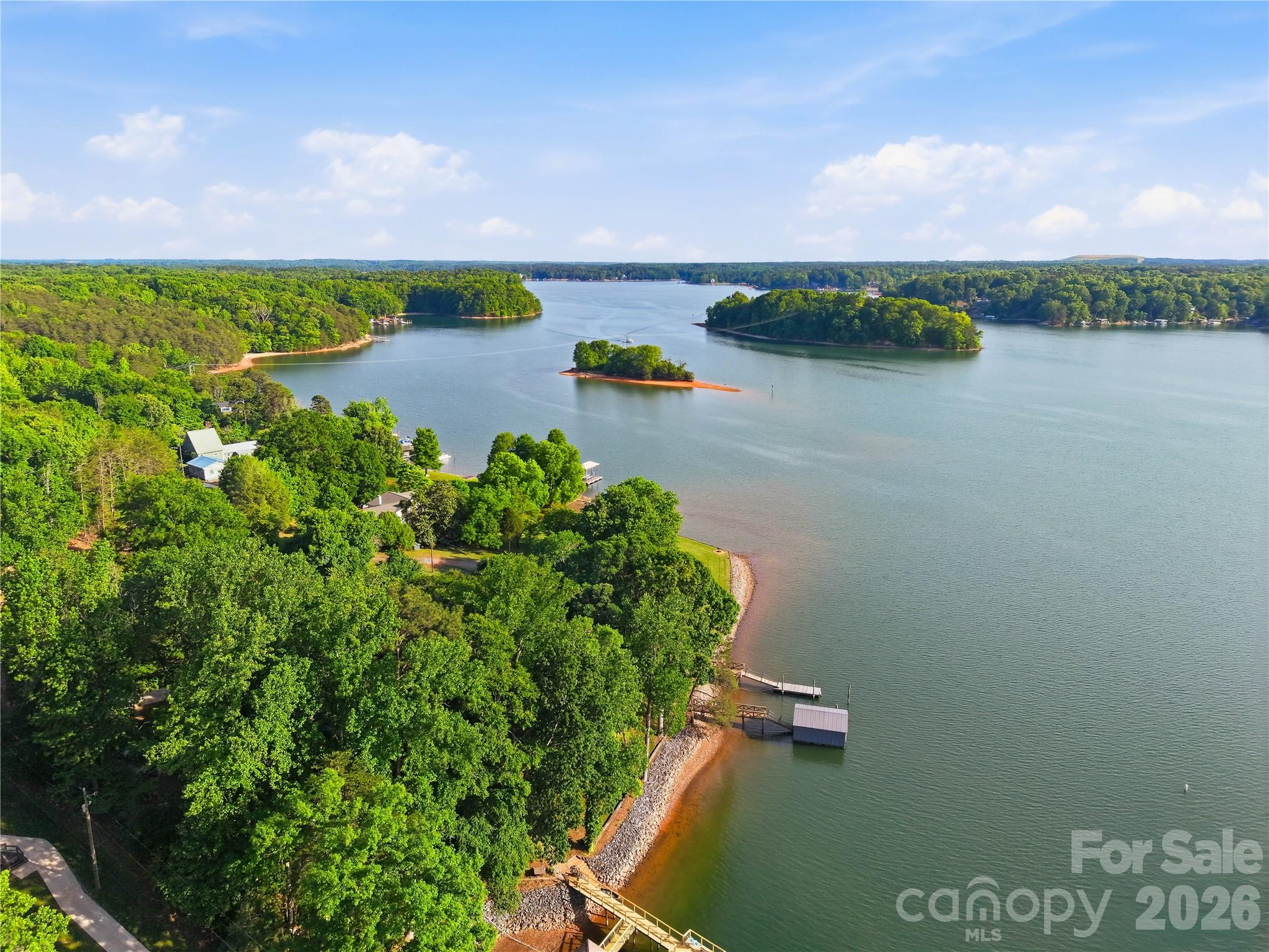 300 Clark Cove Road — Statesville