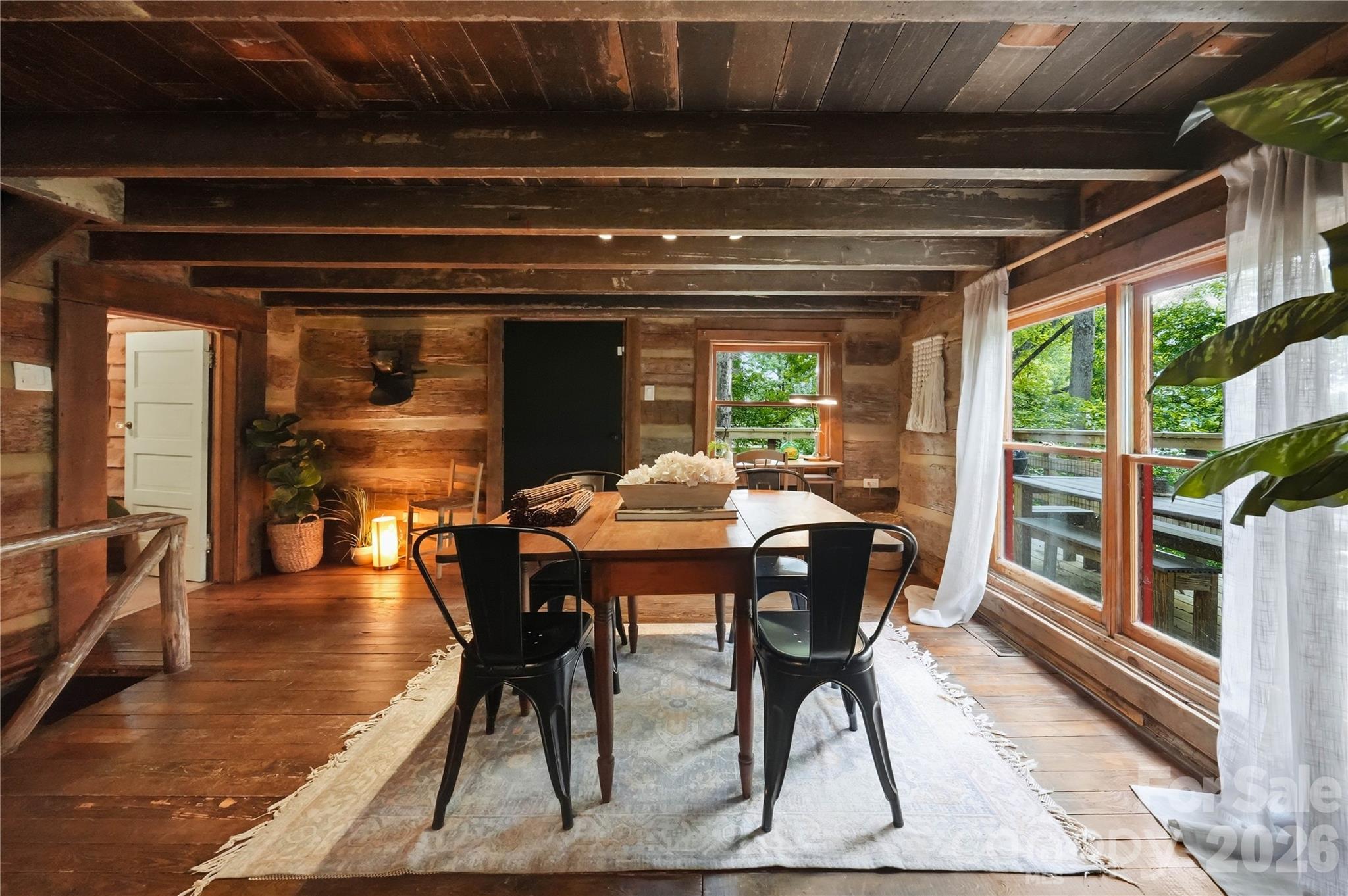 300 Clark Cove Road — Statesville