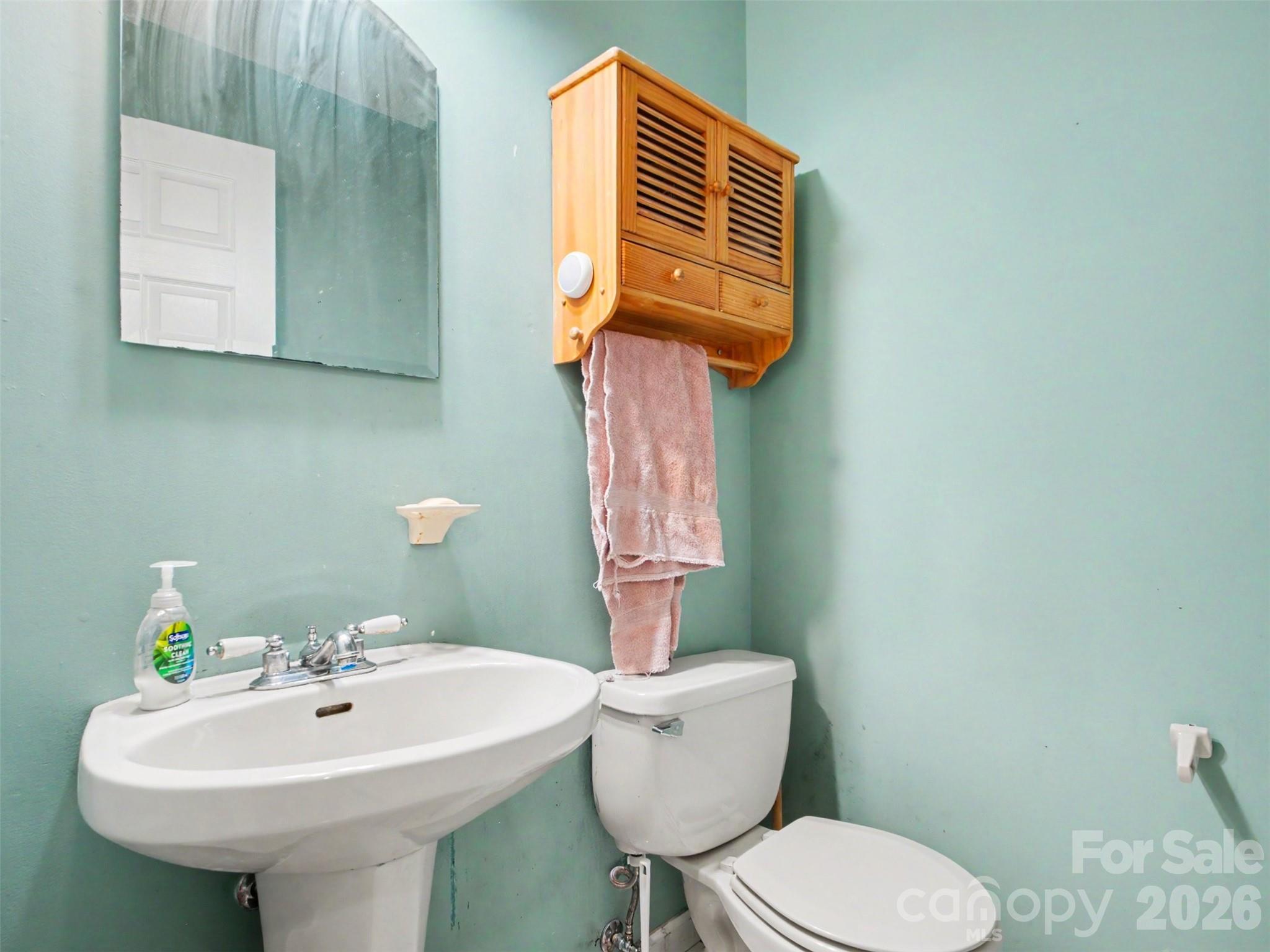 11109 Asbury Chapel Road — Huntersville