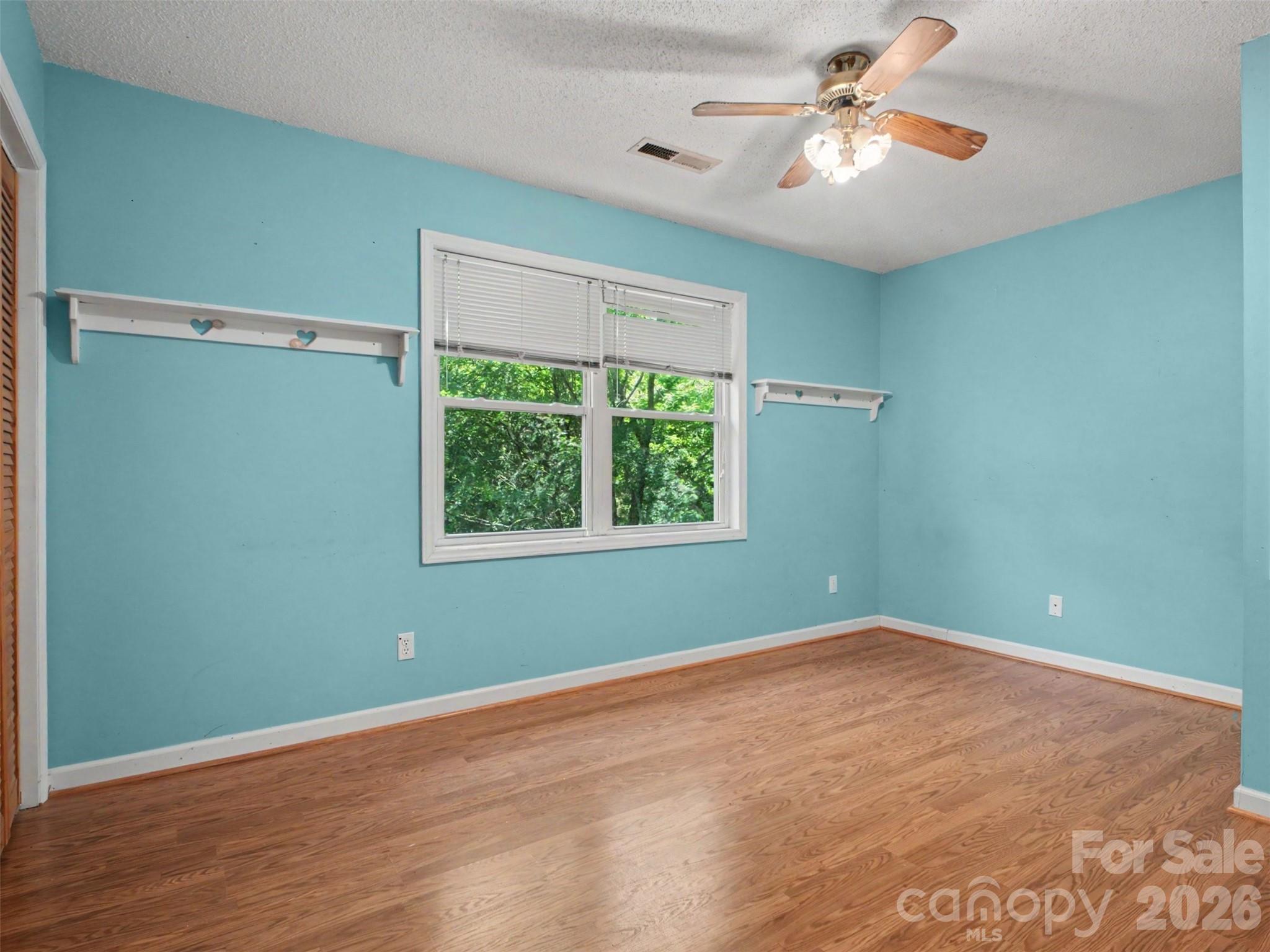 11109 Asbury Chapel Road — Huntersville