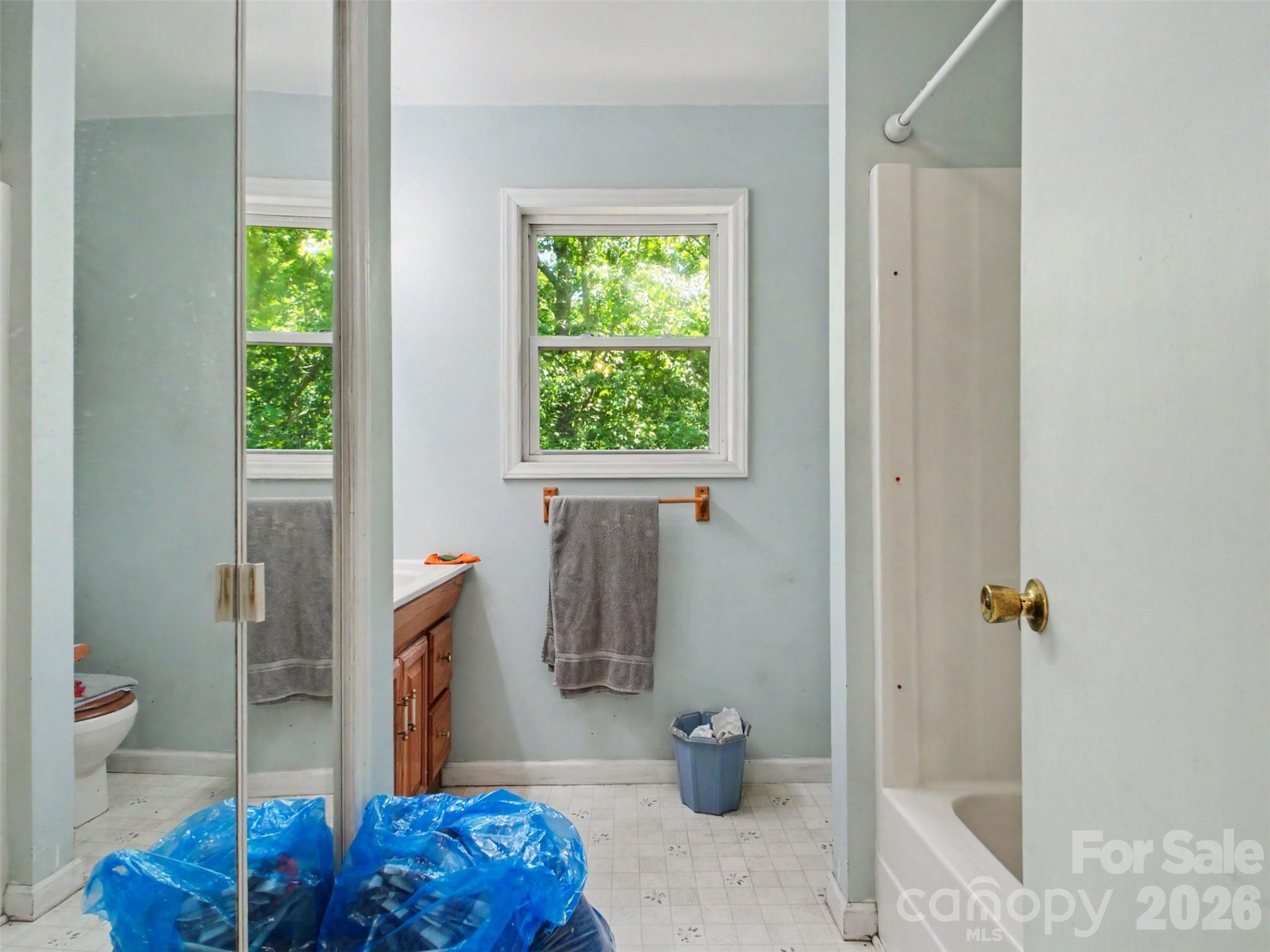 11109 Asbury Chapel Road — Huntersville