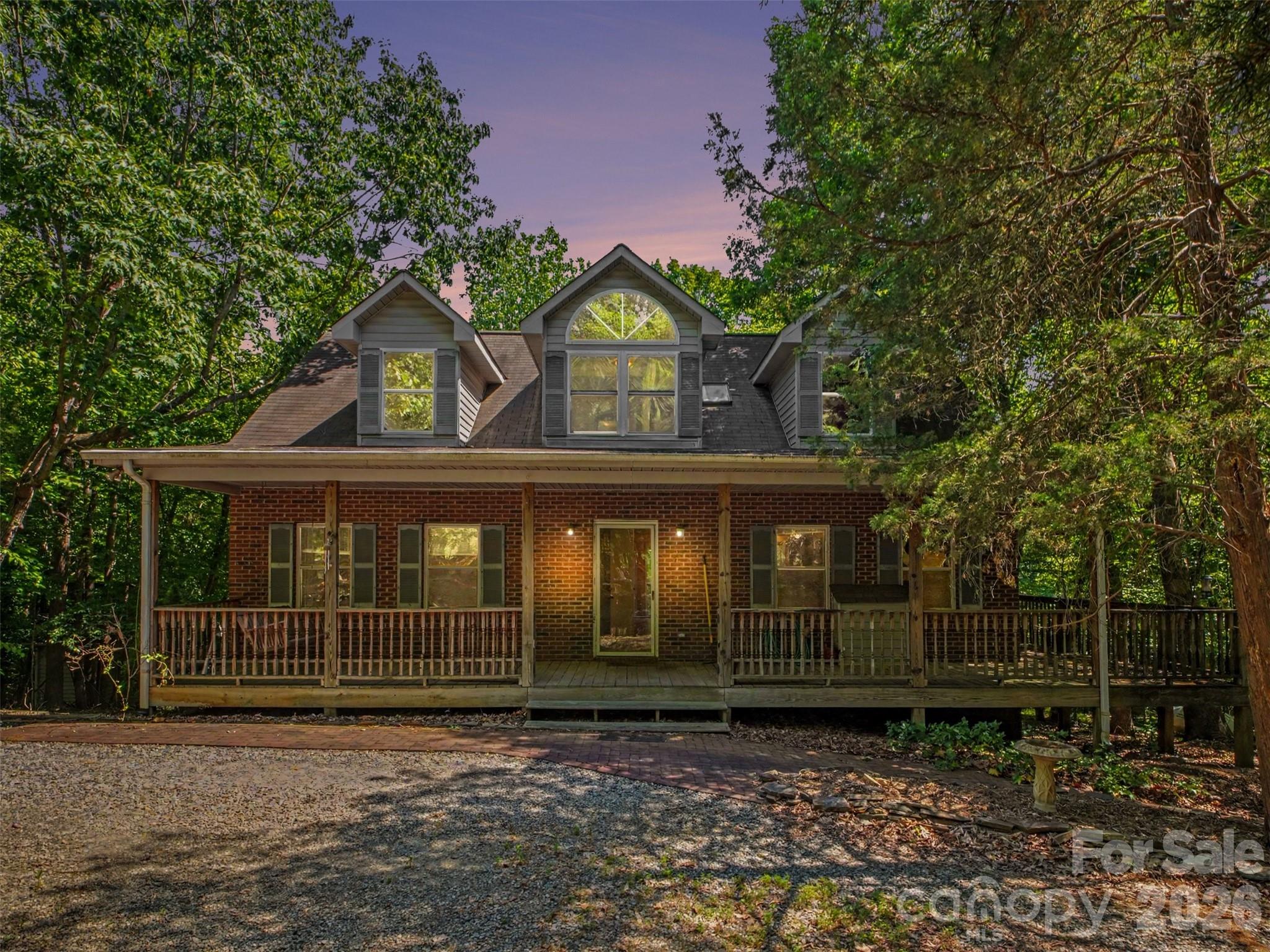 11109 Asbury Chapel Road — Huntersville