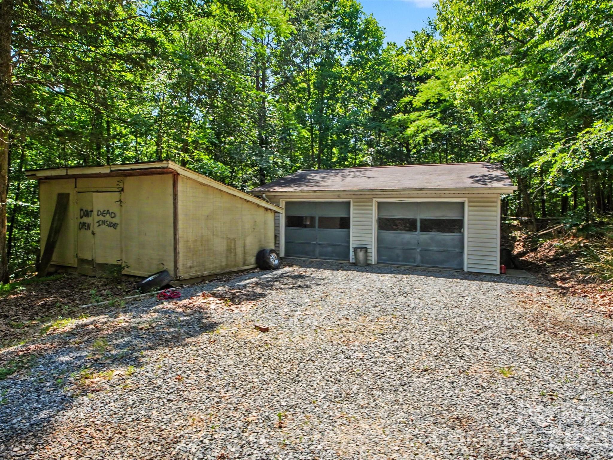 11109 Asbury Chapel Road — Huntersville
