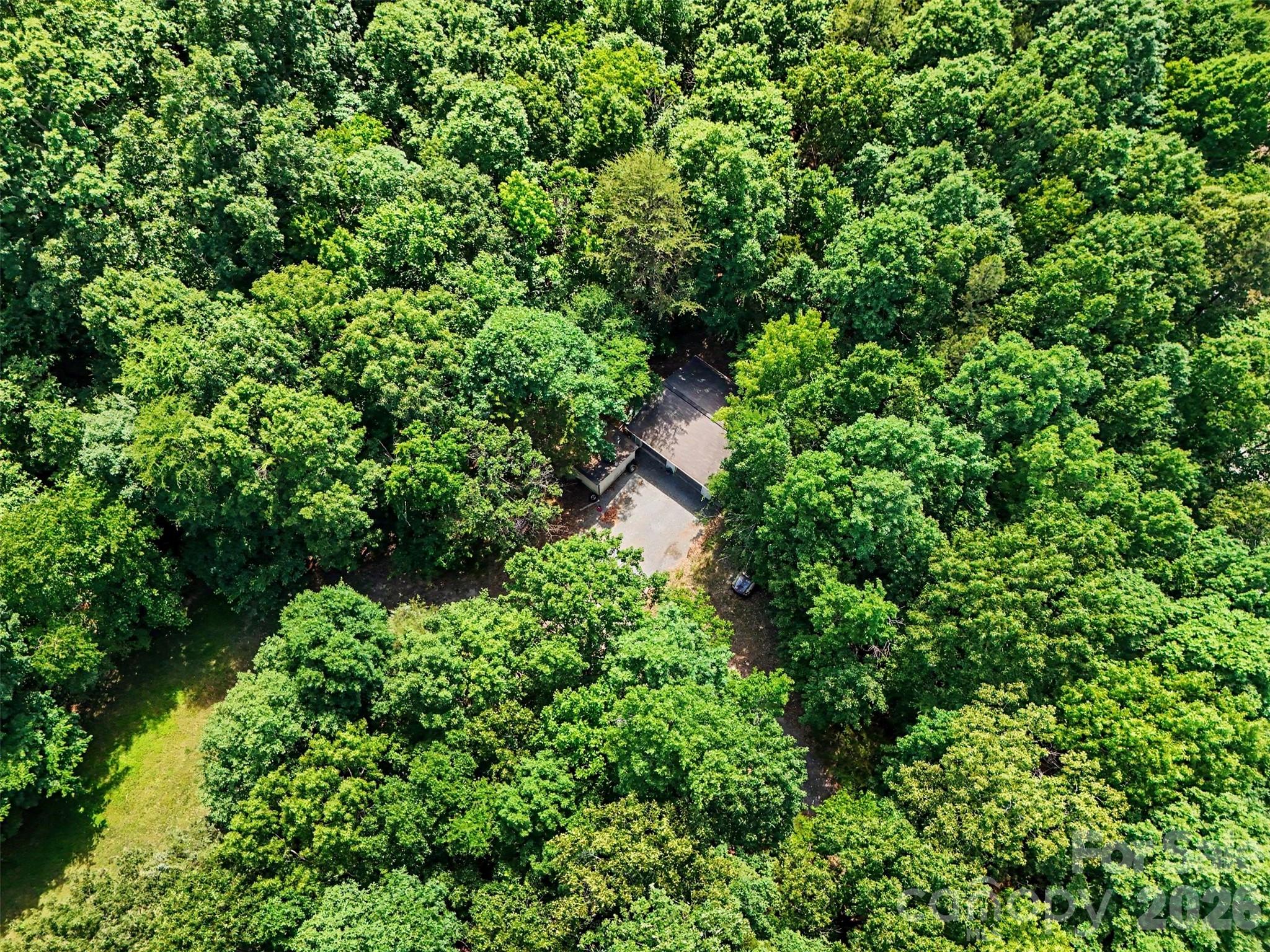 11109 Asbury Chapel Road — Huntersville