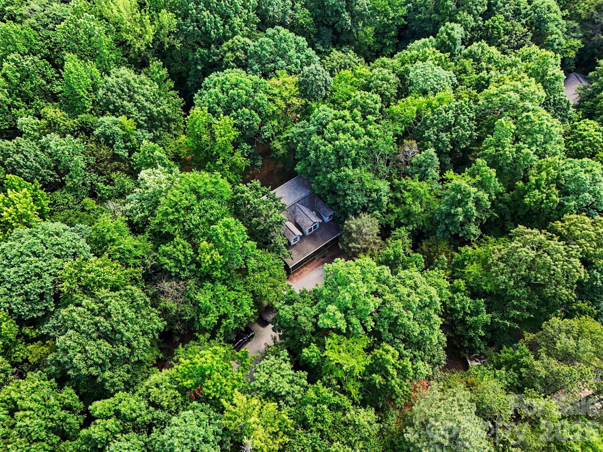 11109 Asbury Chapel Road — Huntersville