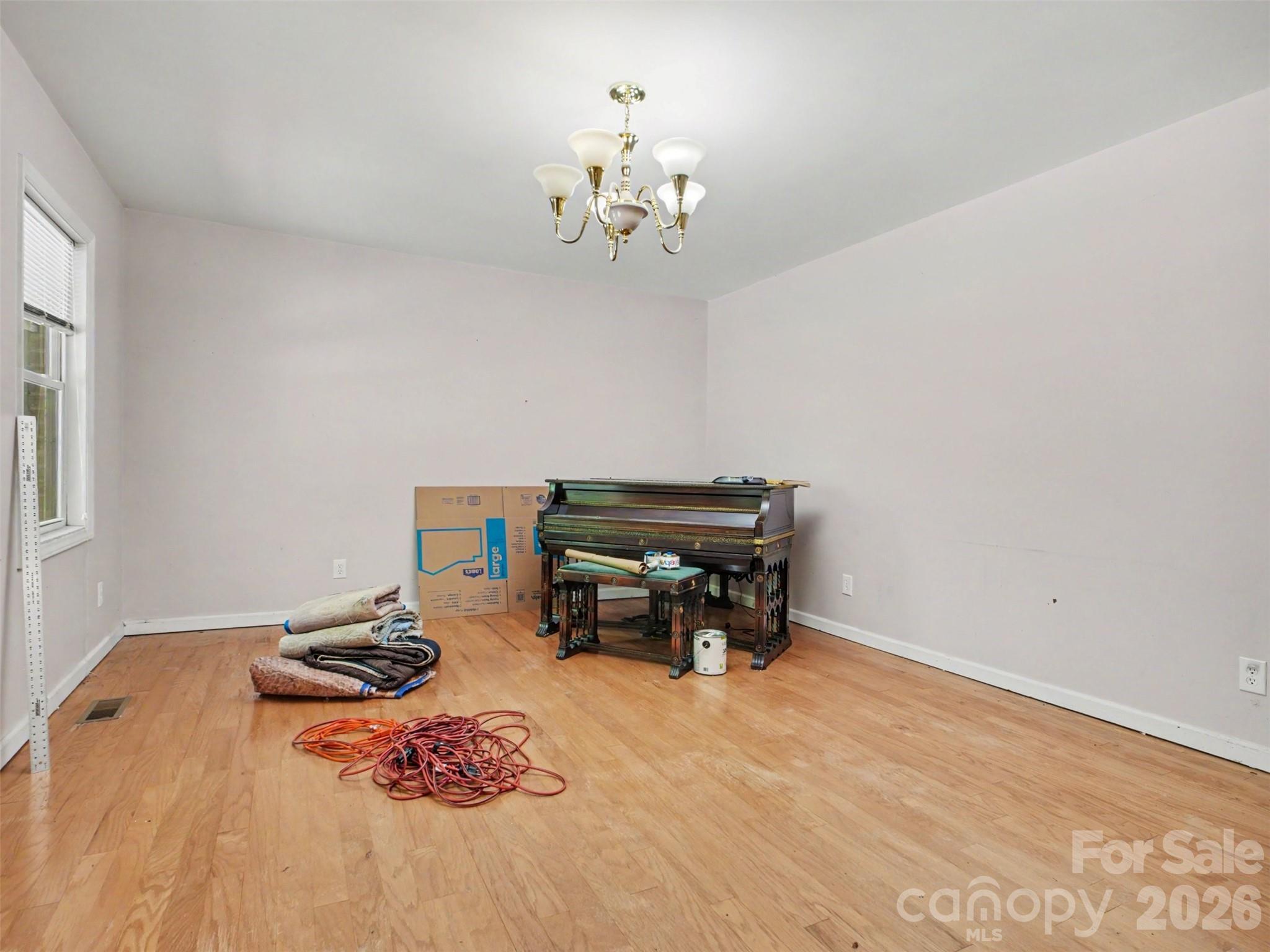11109 Asbury Chapel Road — Huntersville