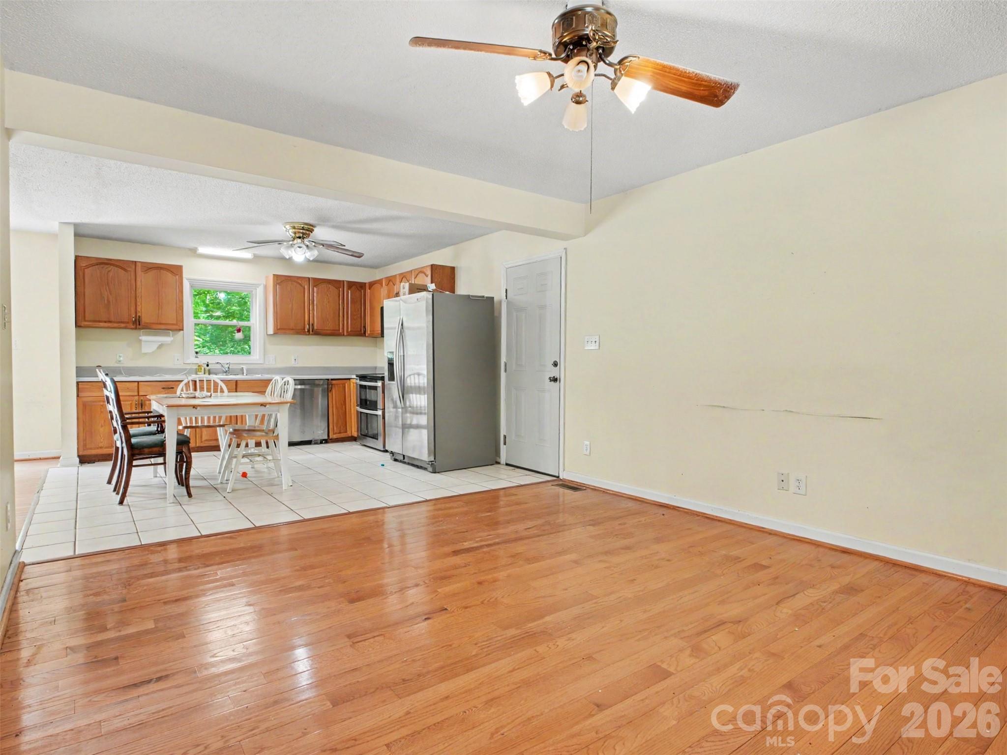 11109 Asbury Chapel Road — Huntersville