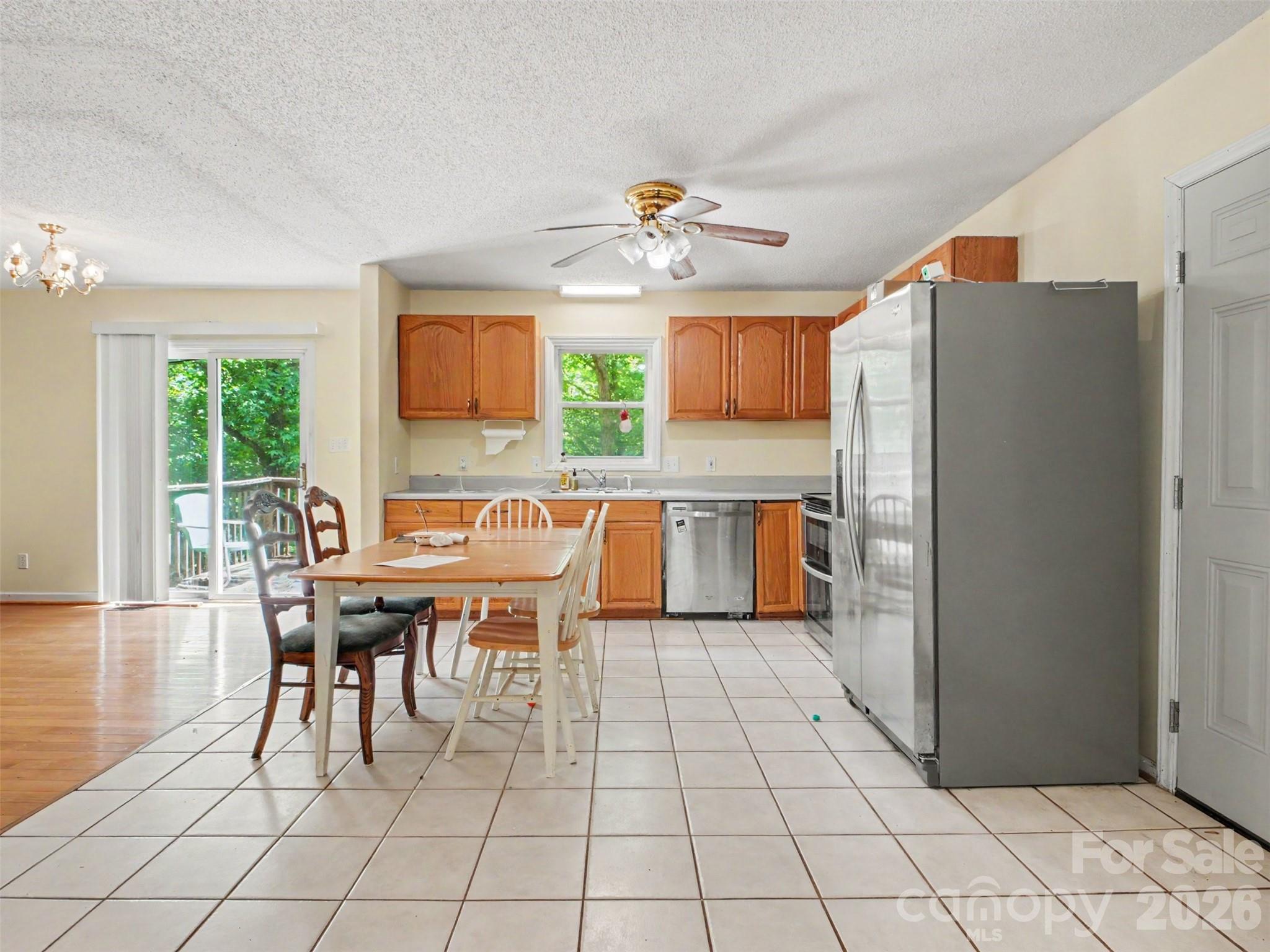11109 Asbury Chapel Road — Huntersville
