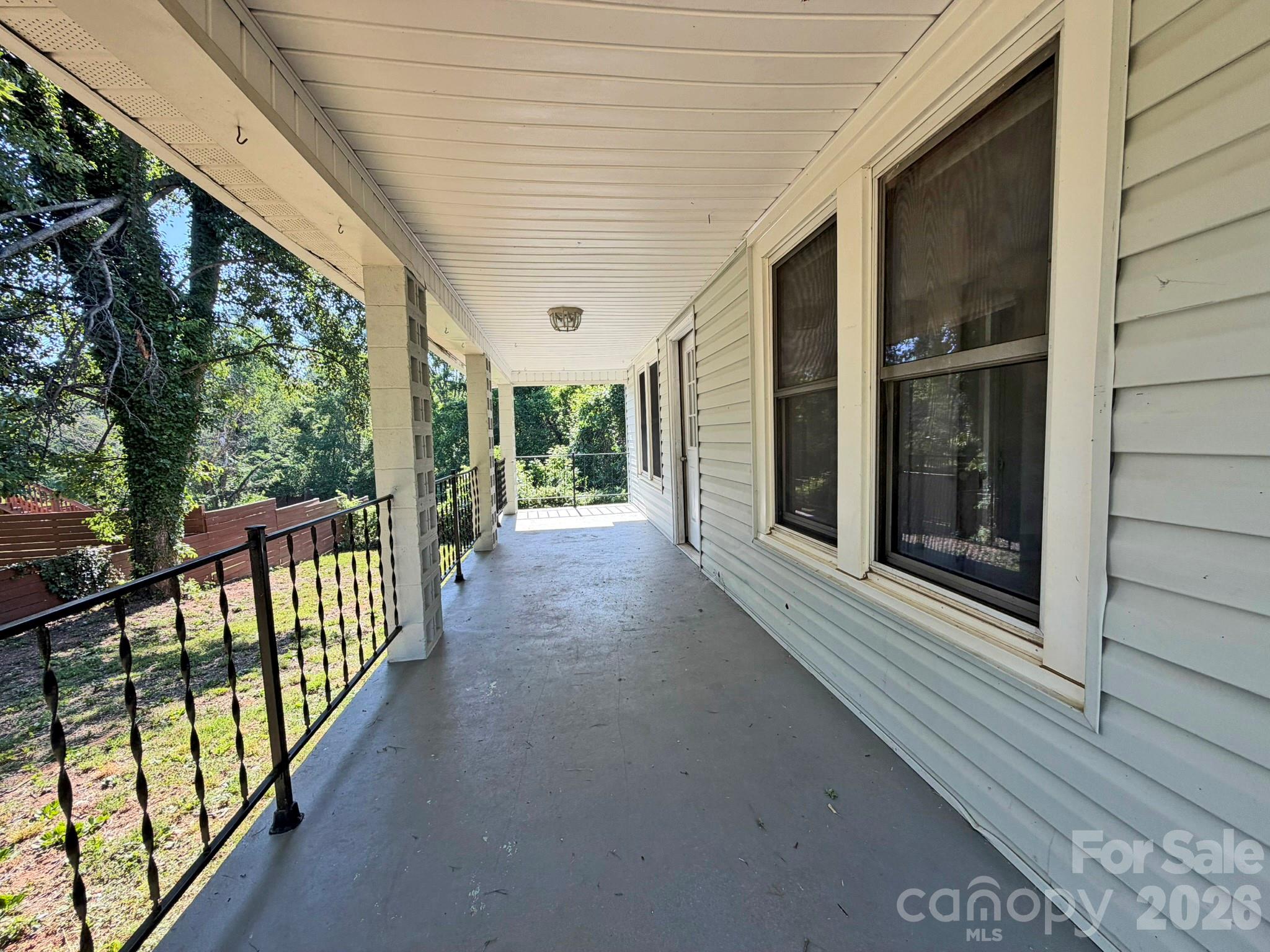 41 Oak Hill Drive — Asheville
