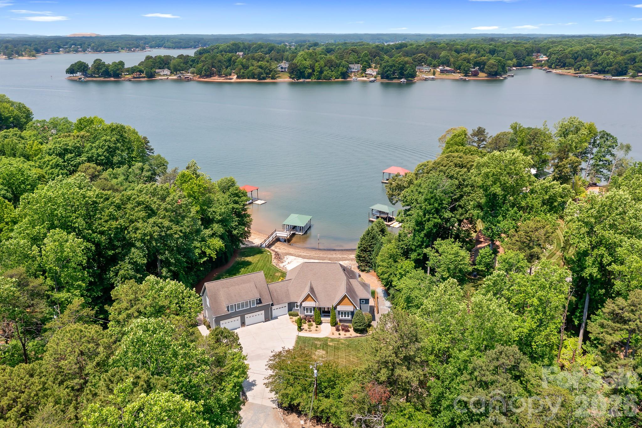 136 Bridlewood Drive — Mooresville
