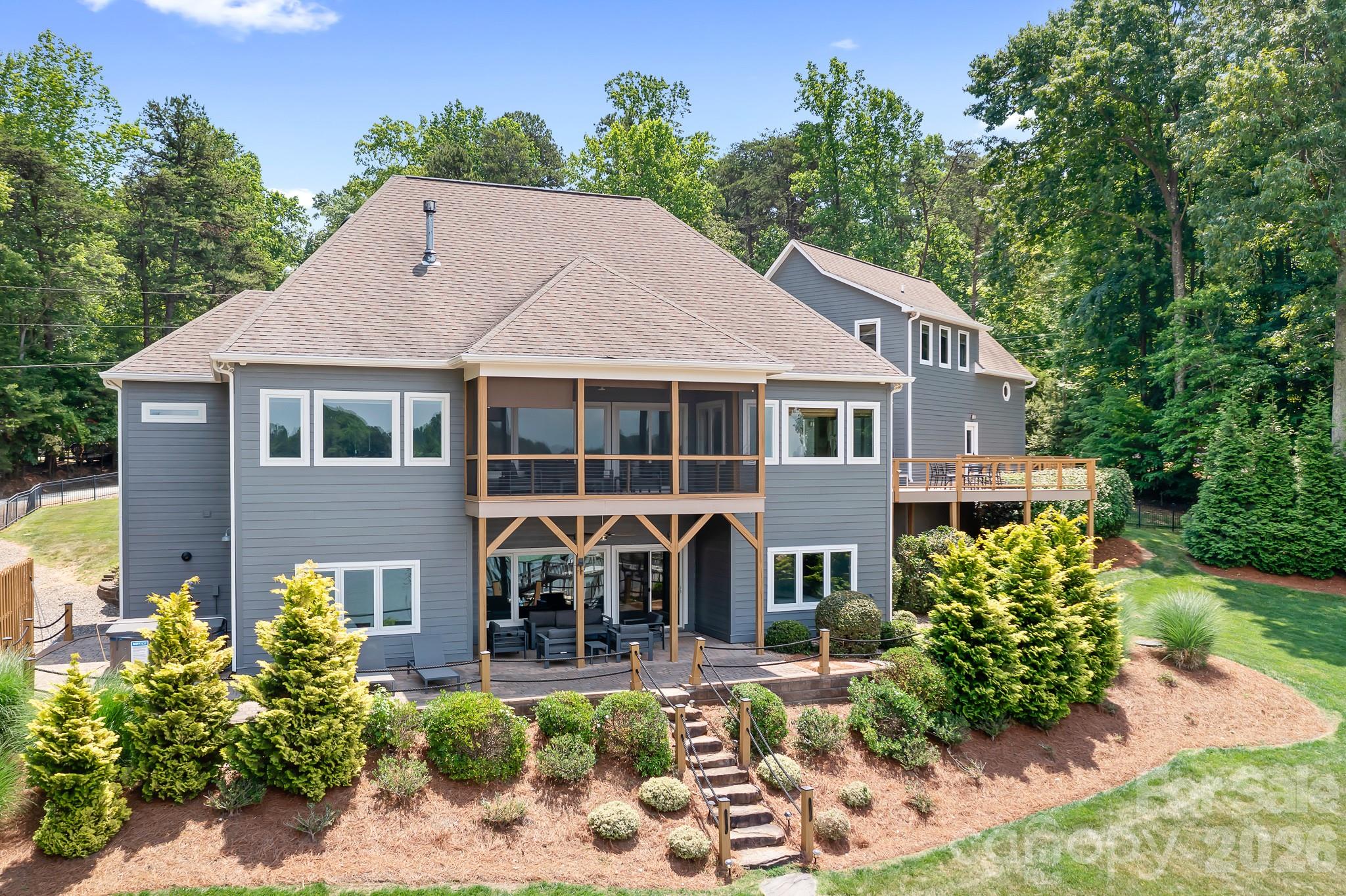 136 Bridlewood Drive — Mooresville