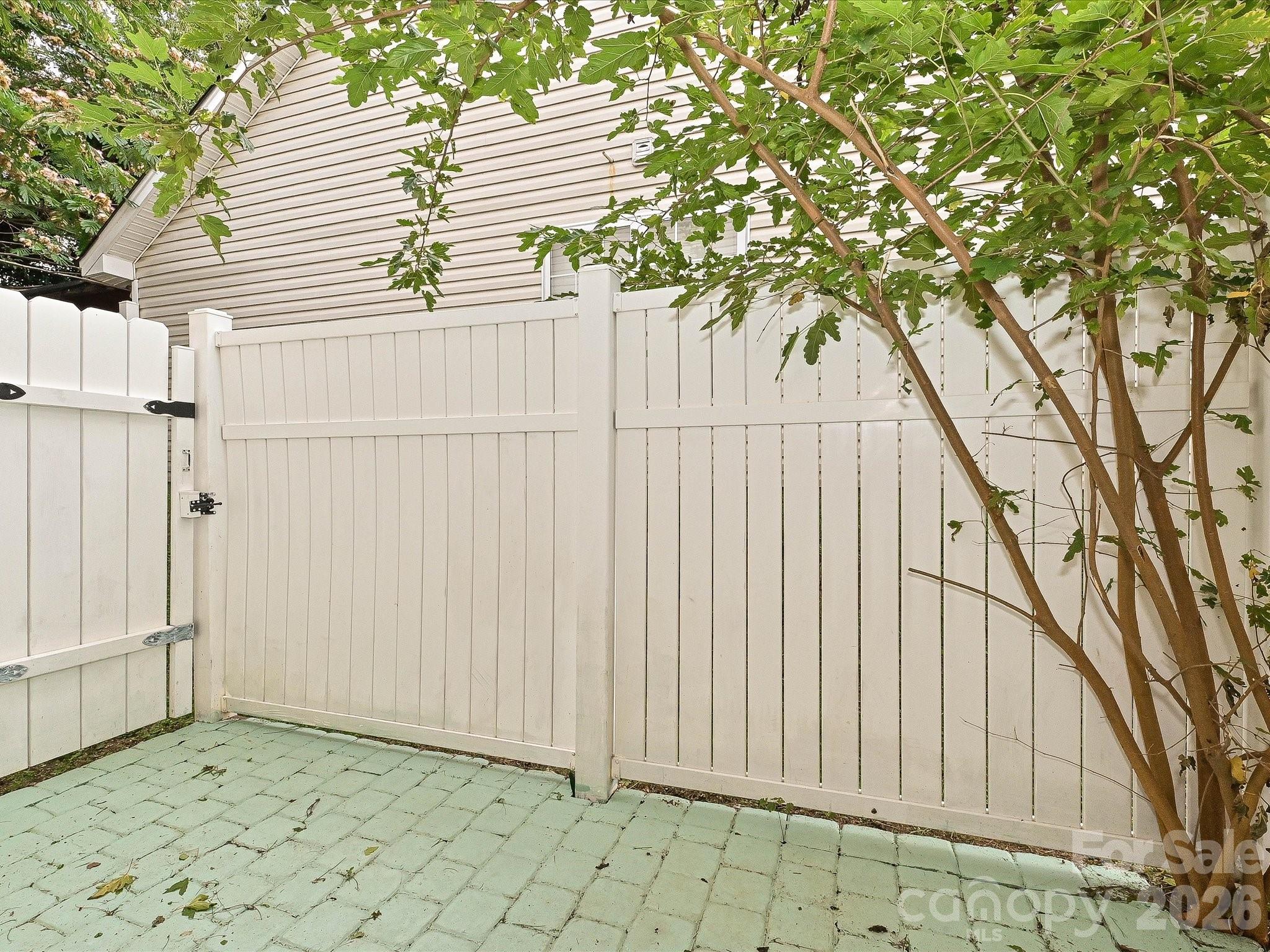 3629 Silver Ore Lane — Charlotte