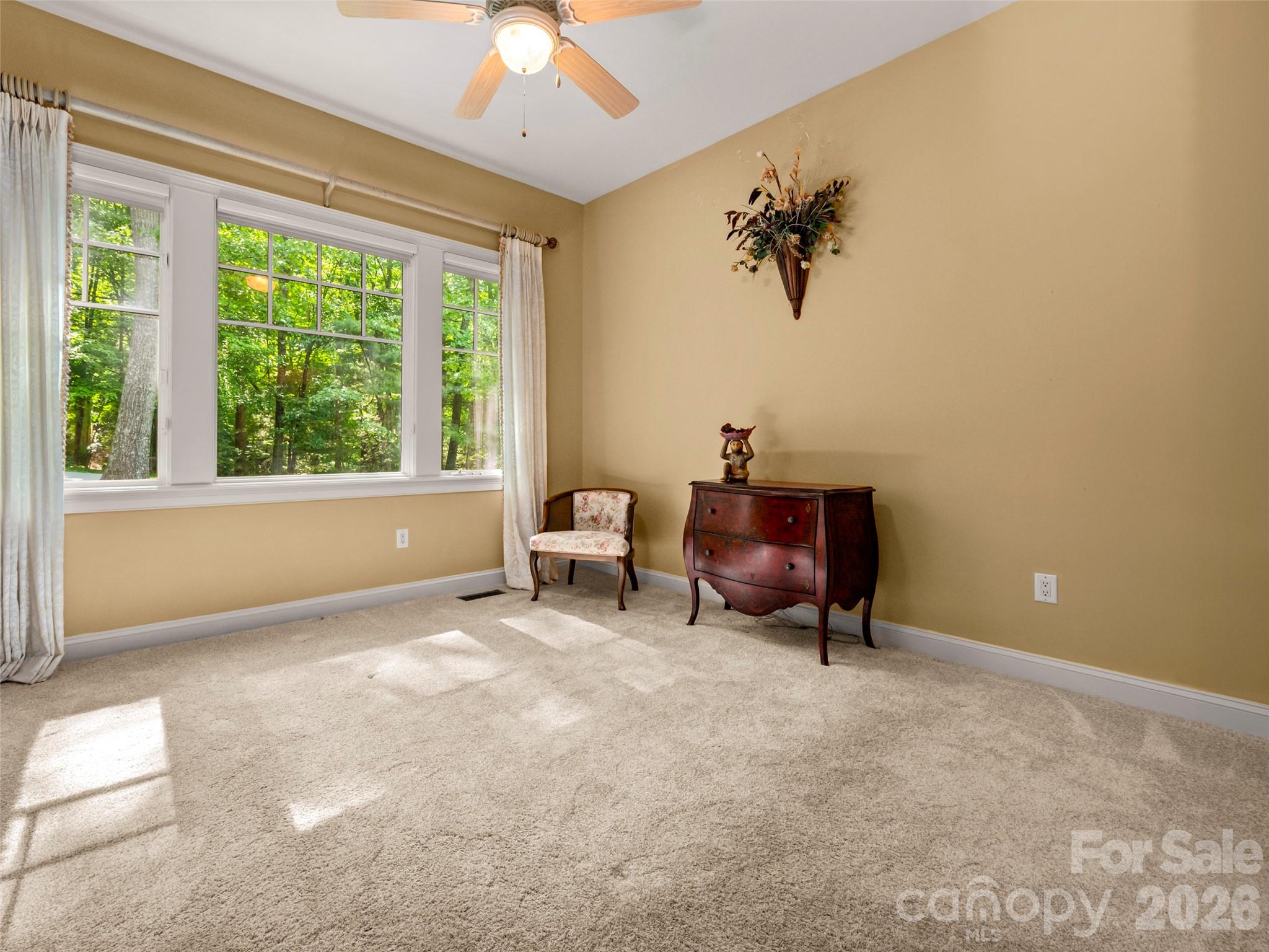 110 Little Cherokee Ridge — Hendersonville