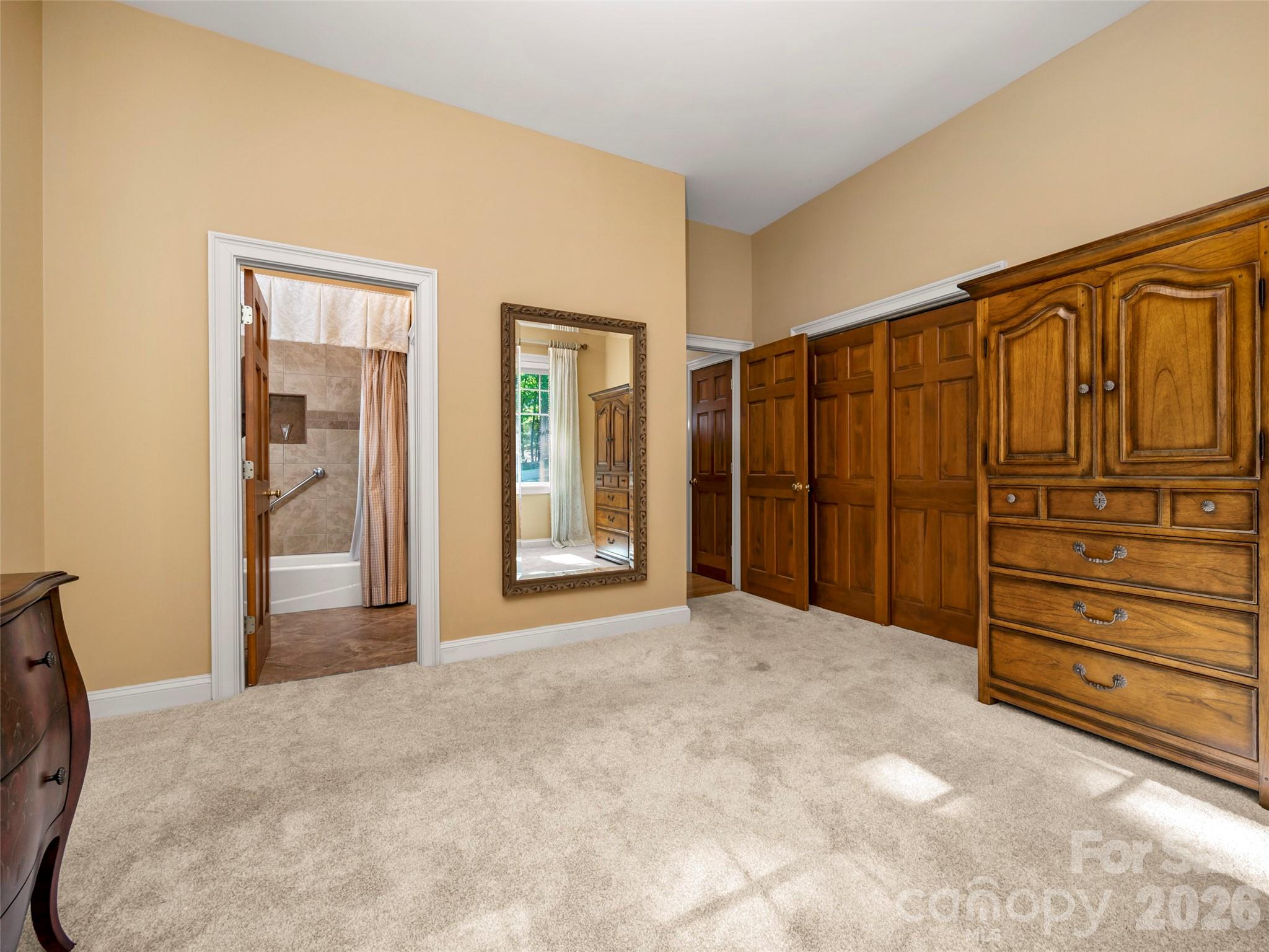 110 Little Cherokee Ridge — Hendersonville