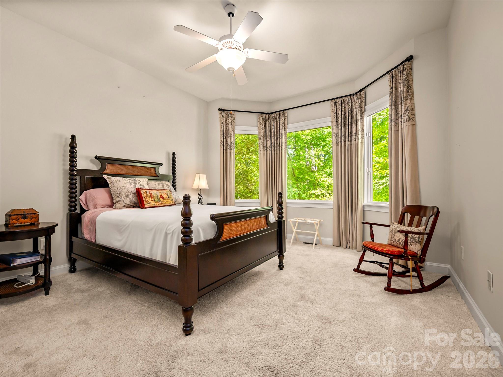110 Little Cherokee Ridge — Hendersonville