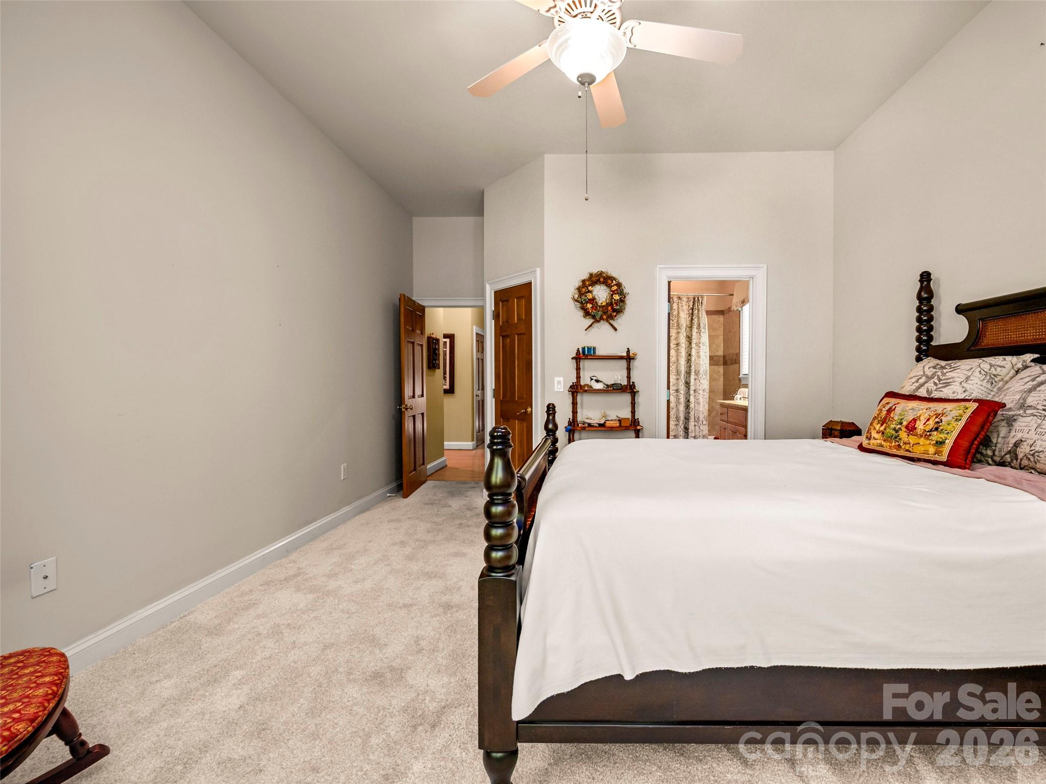 110 Little Cherokee Ridge — Hendersonville