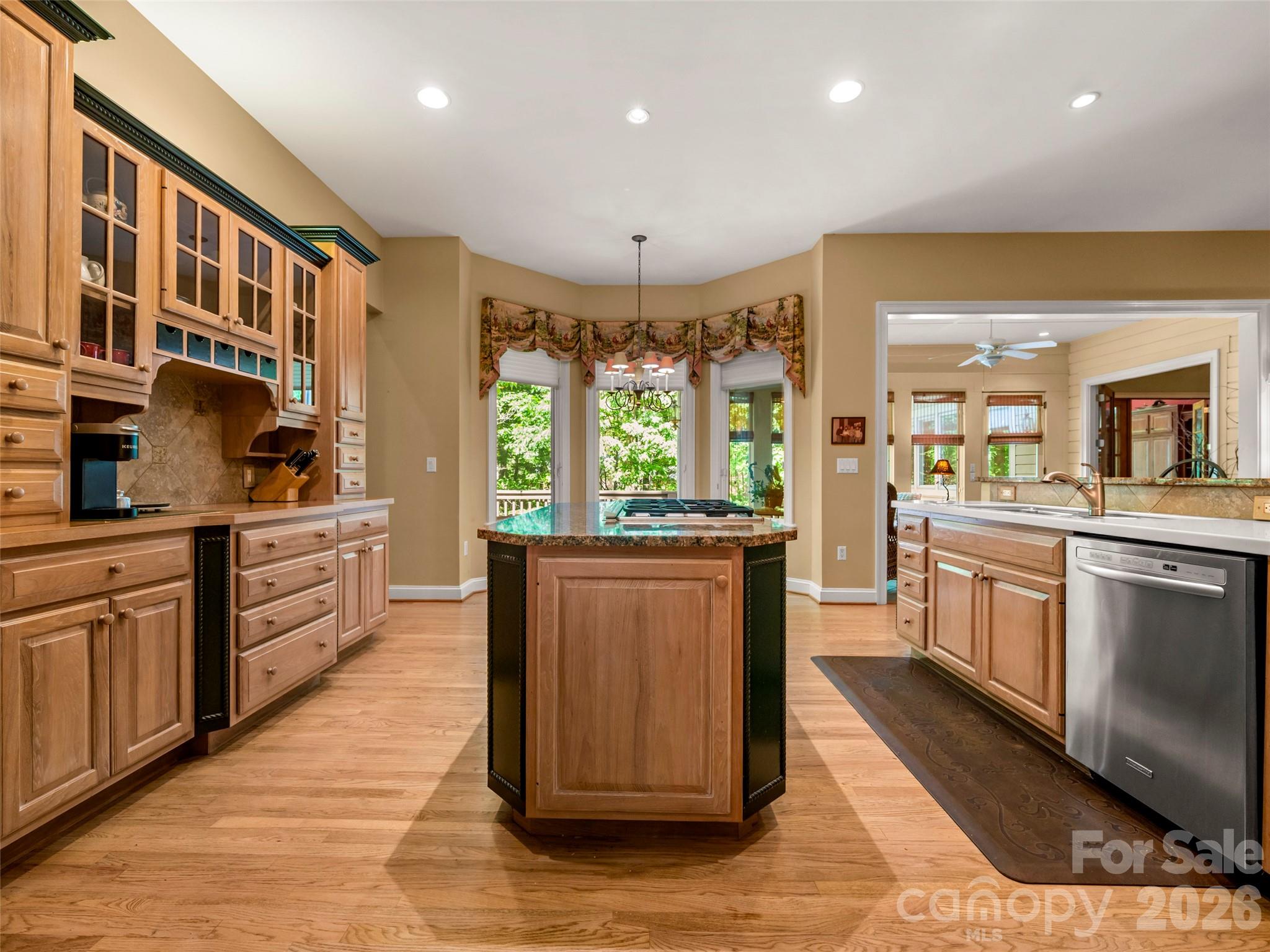 110 Little Cherokee Ridge — Hendersonville