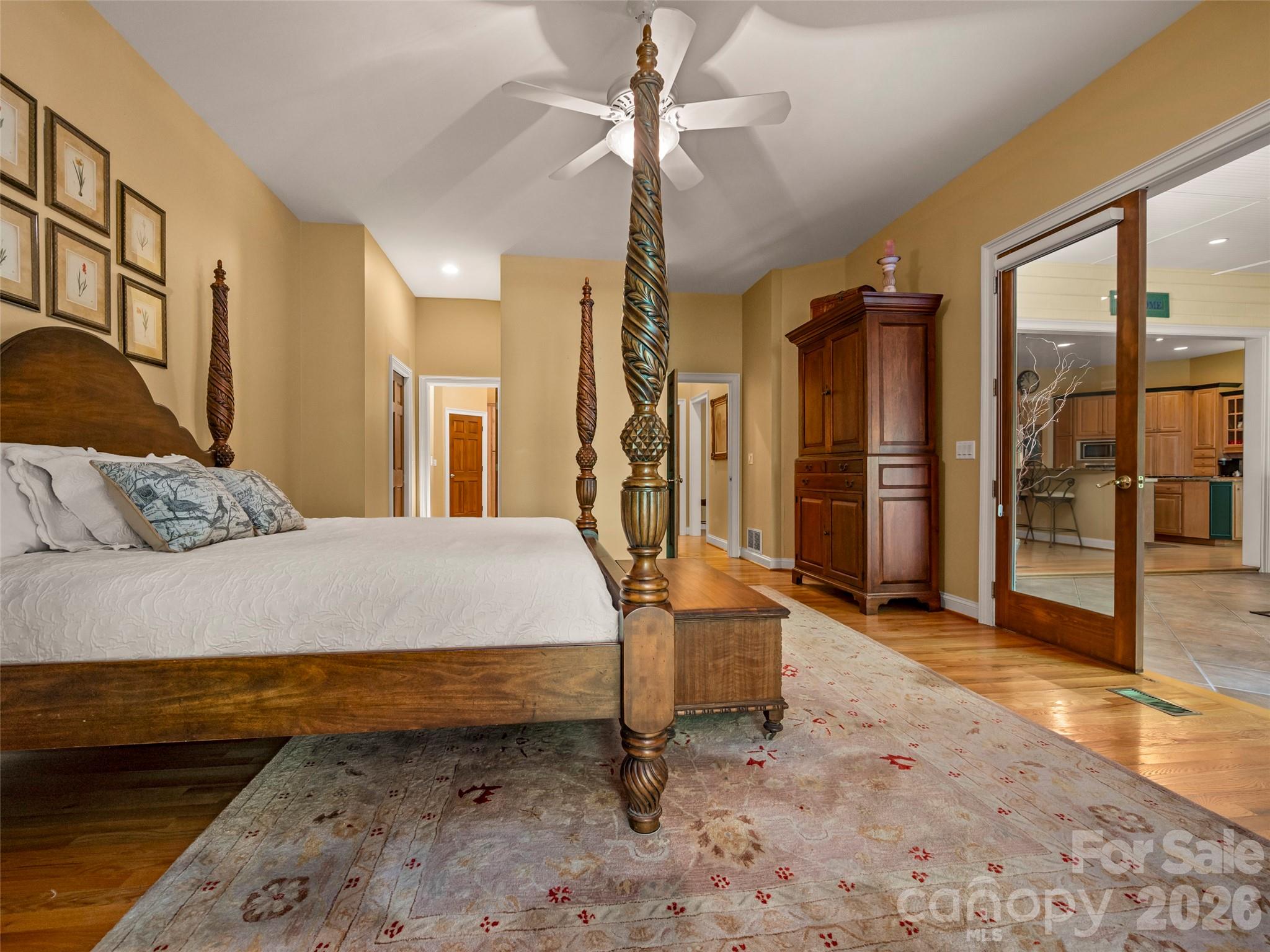 110 Little Cherokee Ridge — Hendersonville