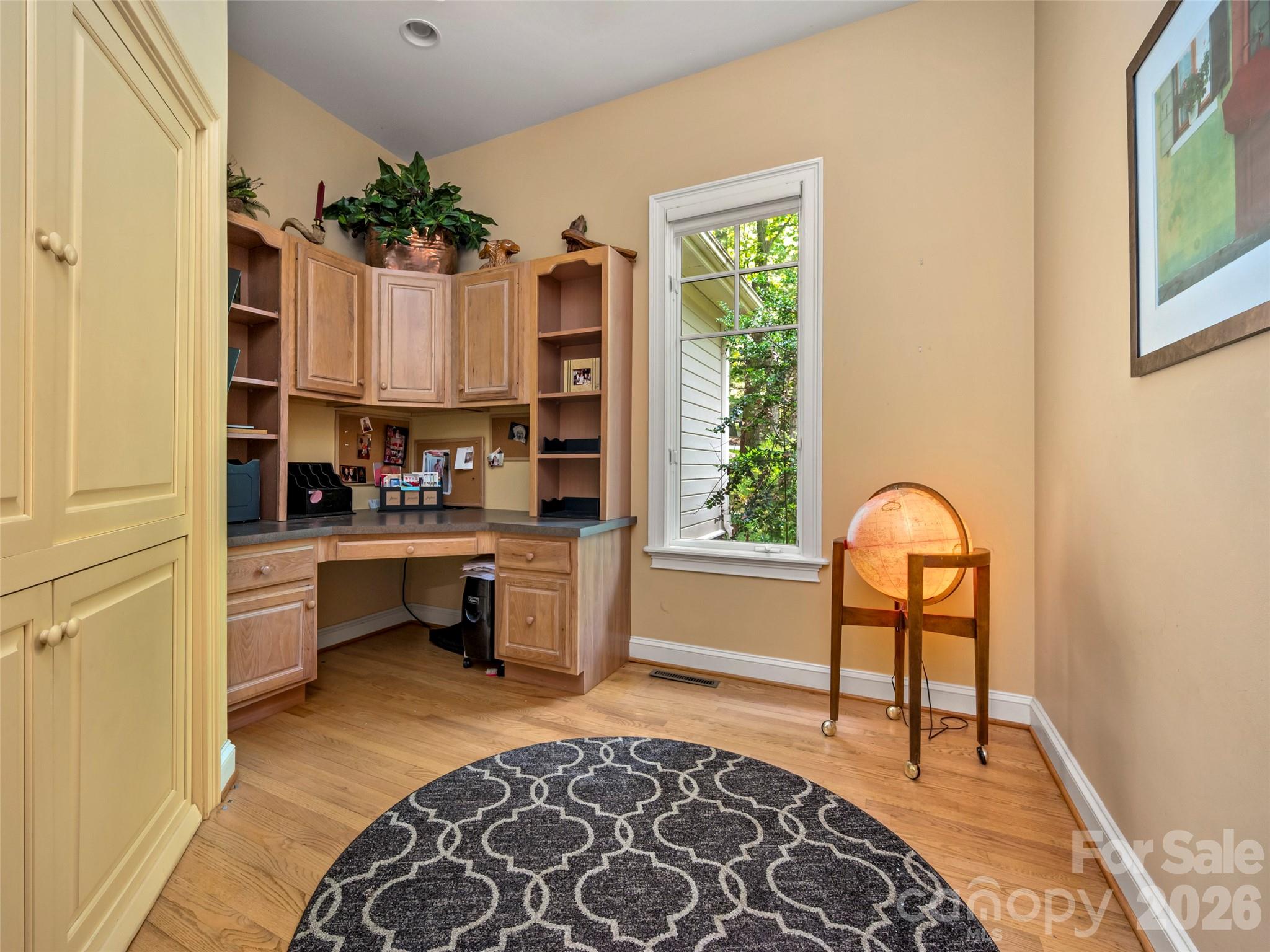 110 Little Cherokee Ridge — Hendersonville