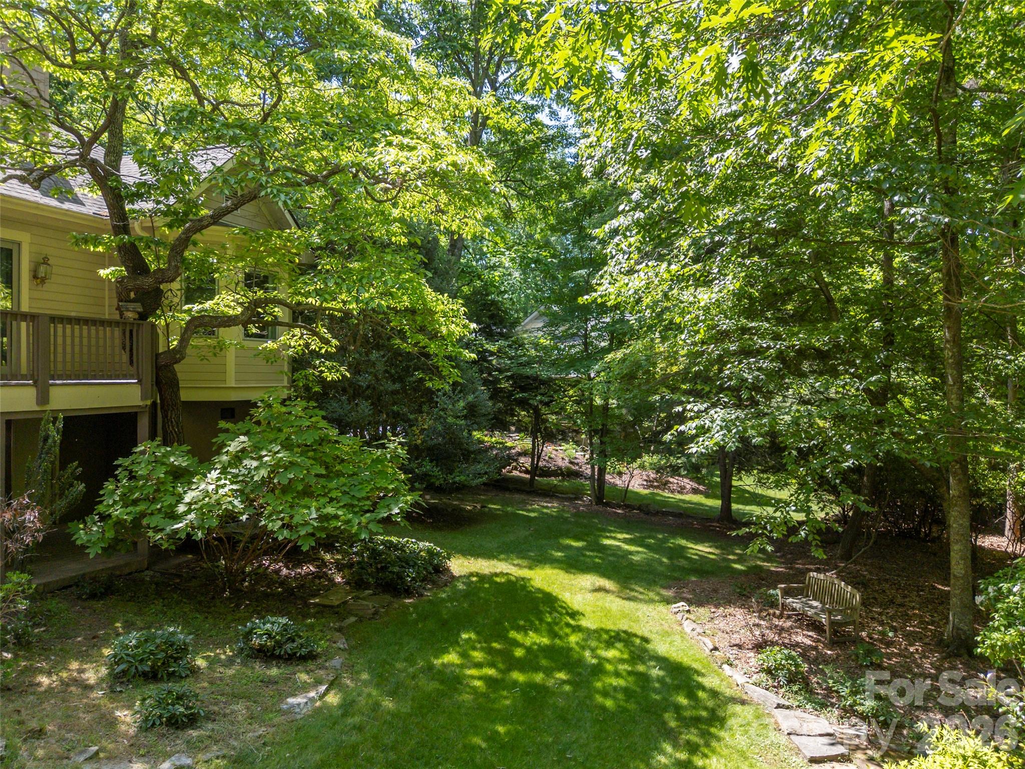 110 Little Cherokee Ridge — Hendersonville
