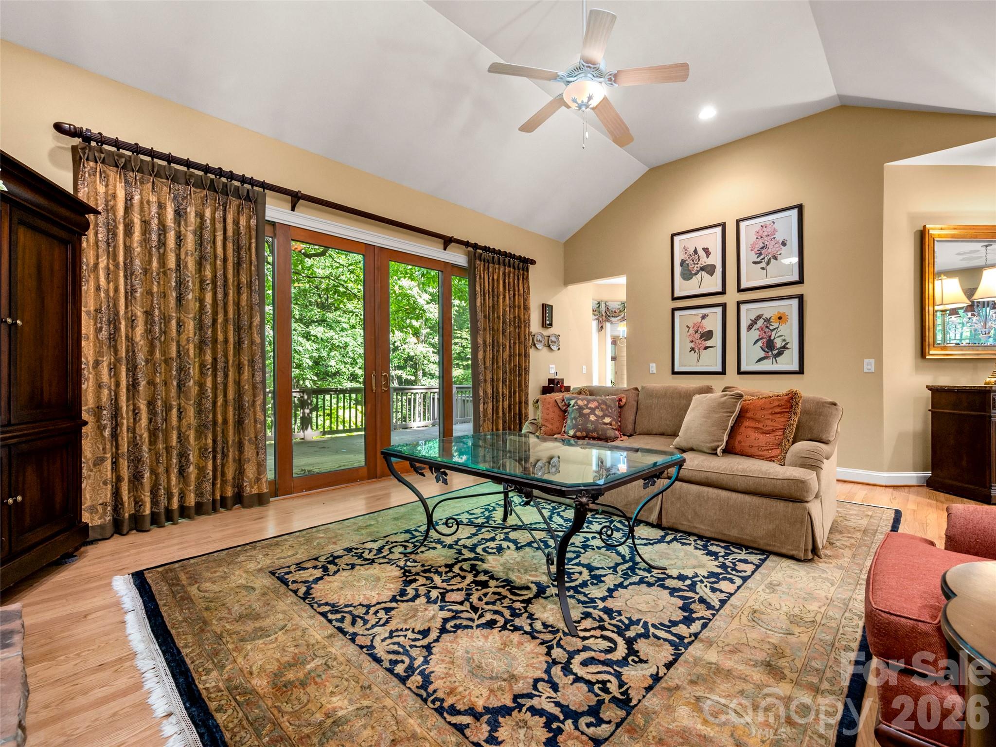 110 Little Cherokee Ridge — Hendersonville