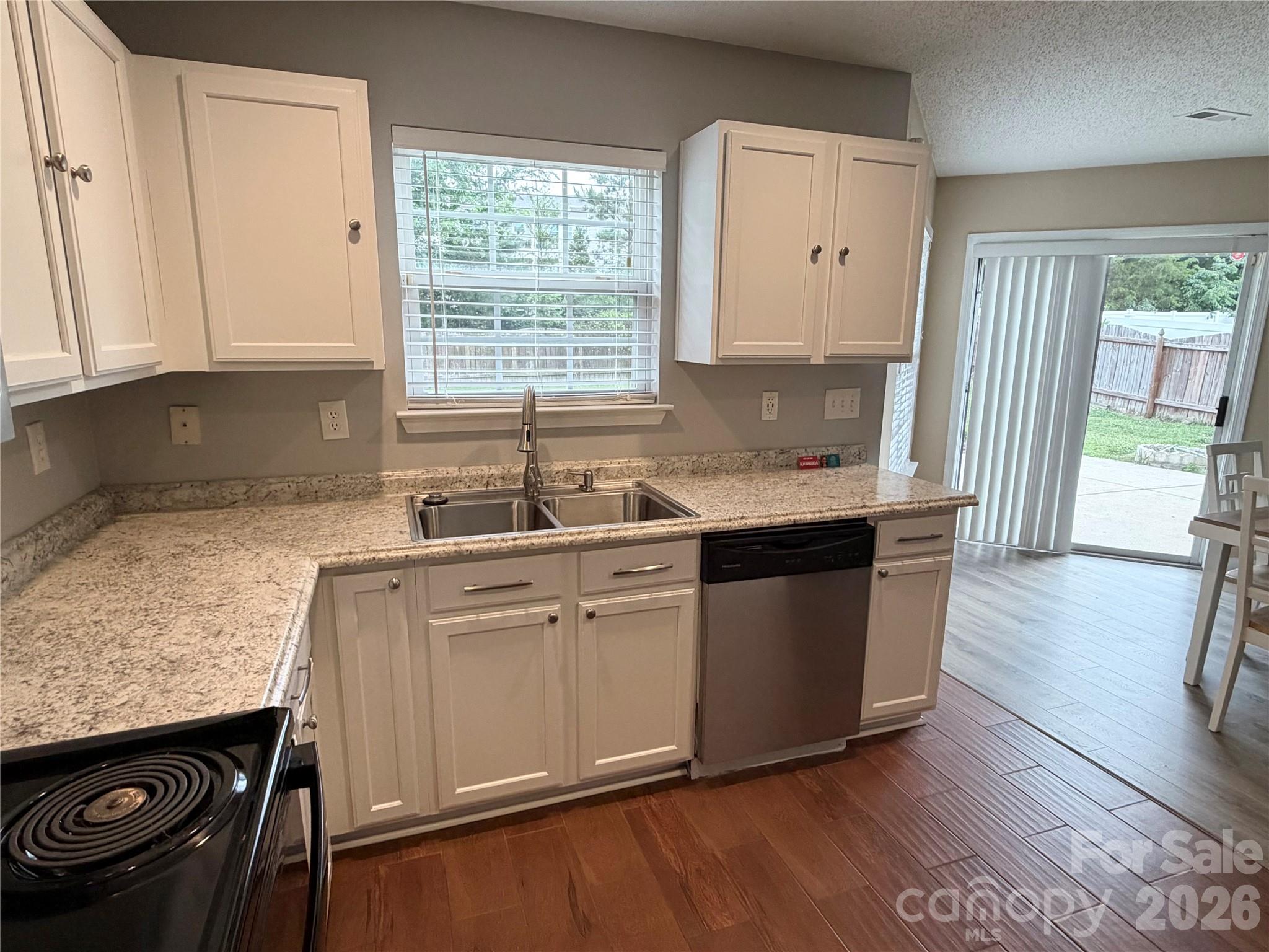 9233 Simonton Drive — Charlotte