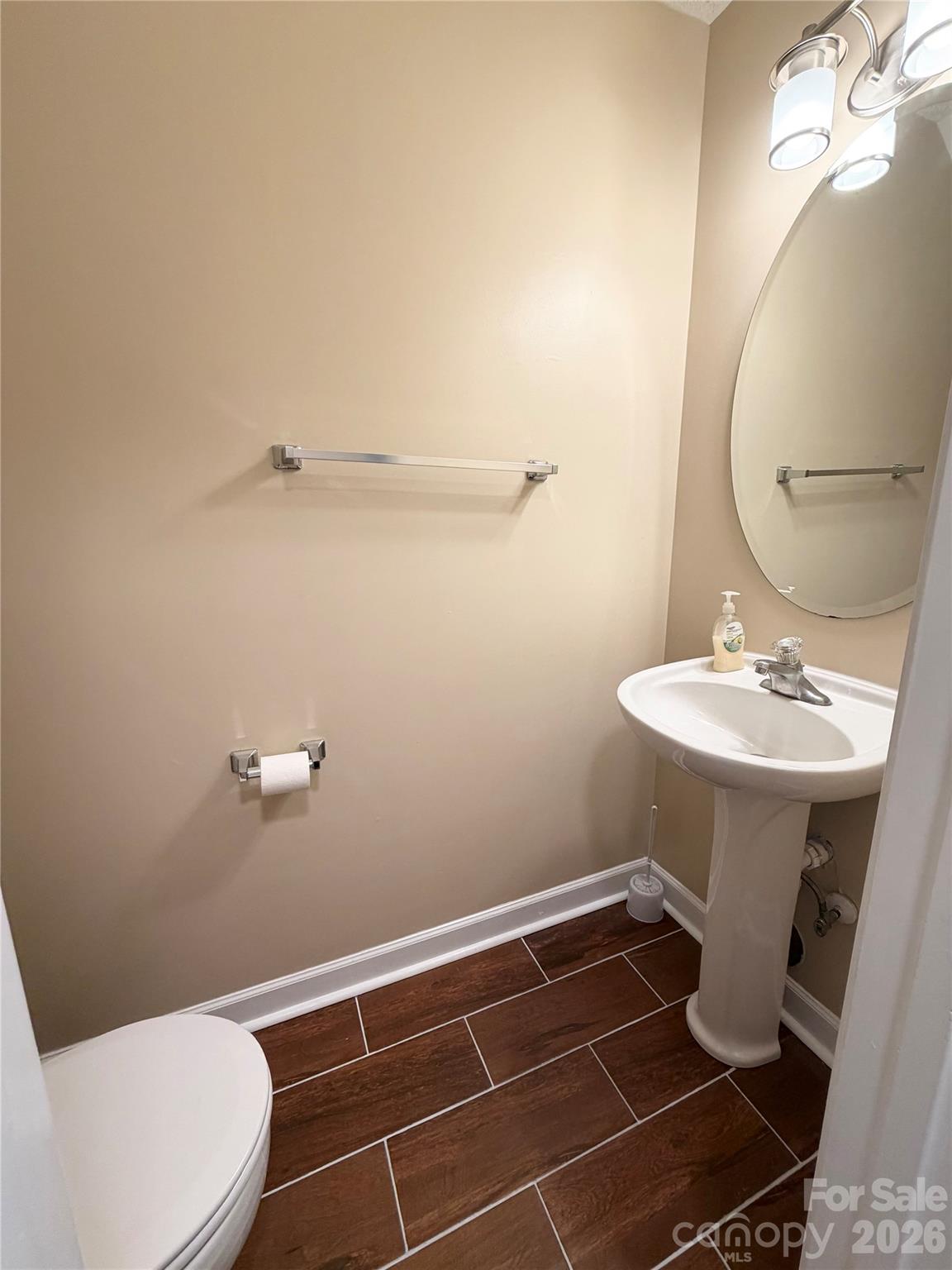 9233 Simonton Drive — Charlotte