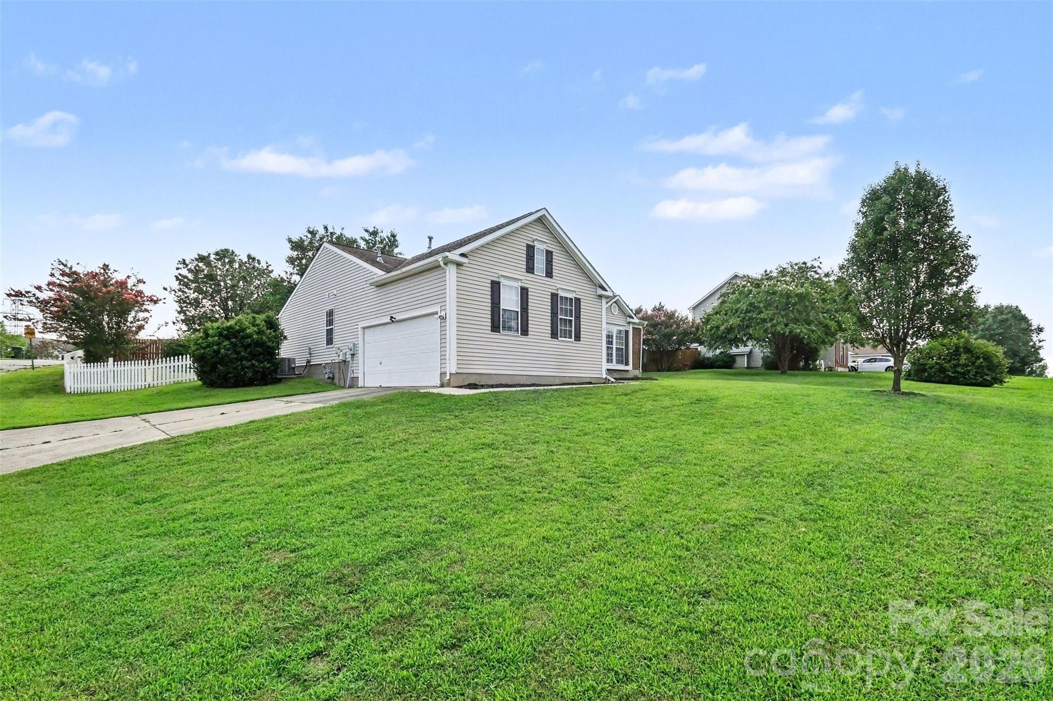 109 Brookstone Drive — Mount Holly