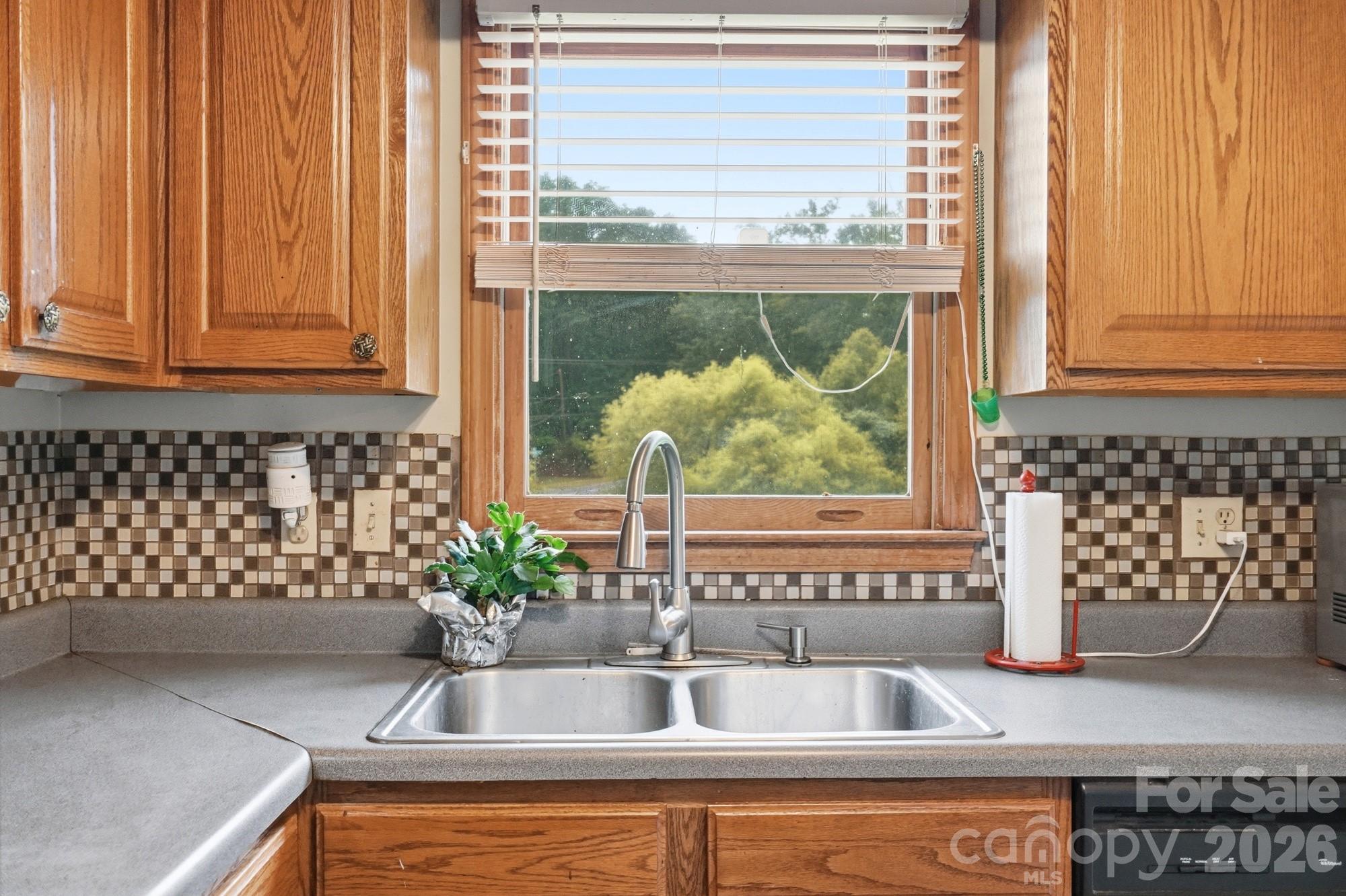 1114 Lakeview Street — Kannapolis