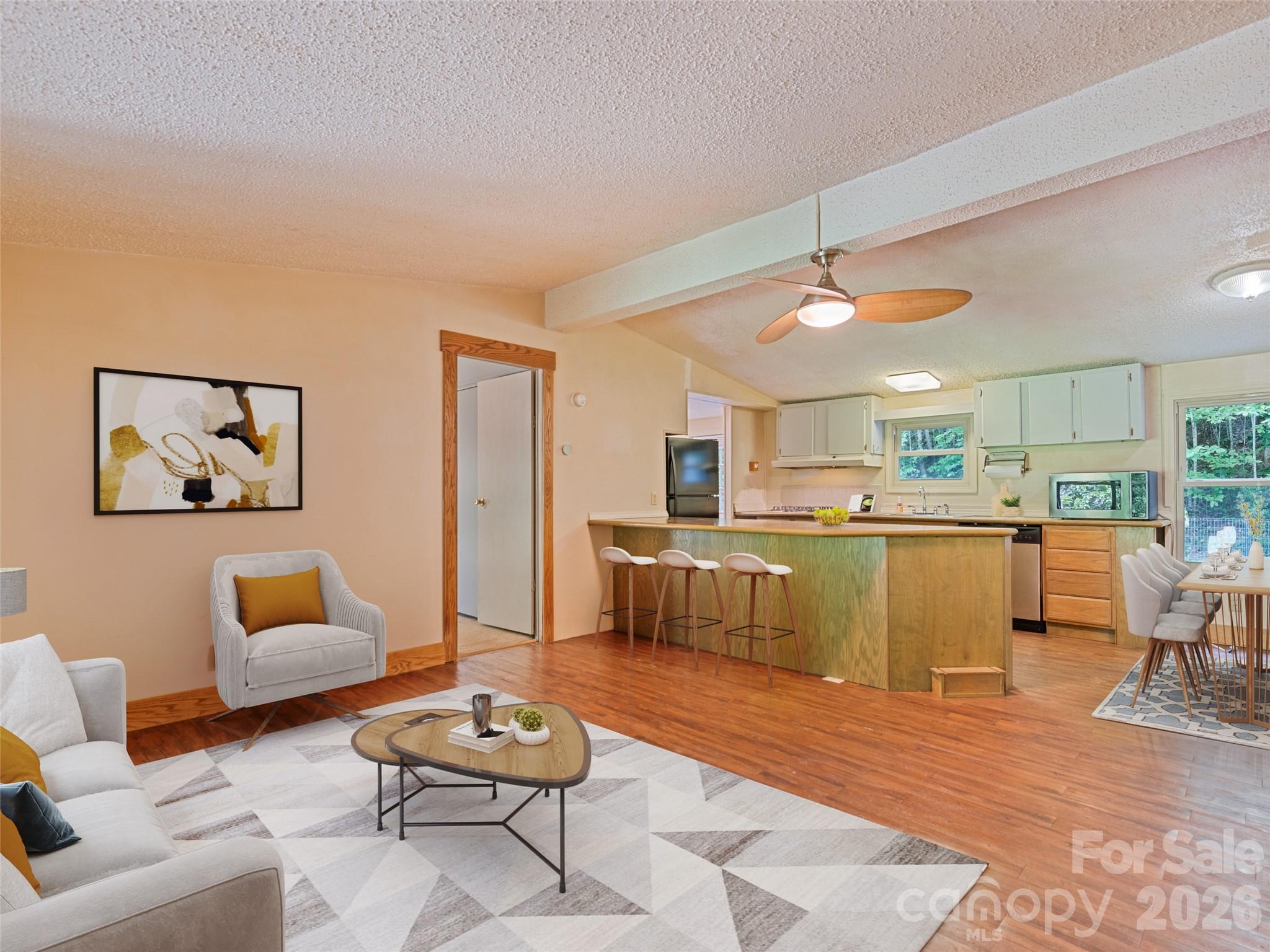 102 Serenity Lane — Clyde