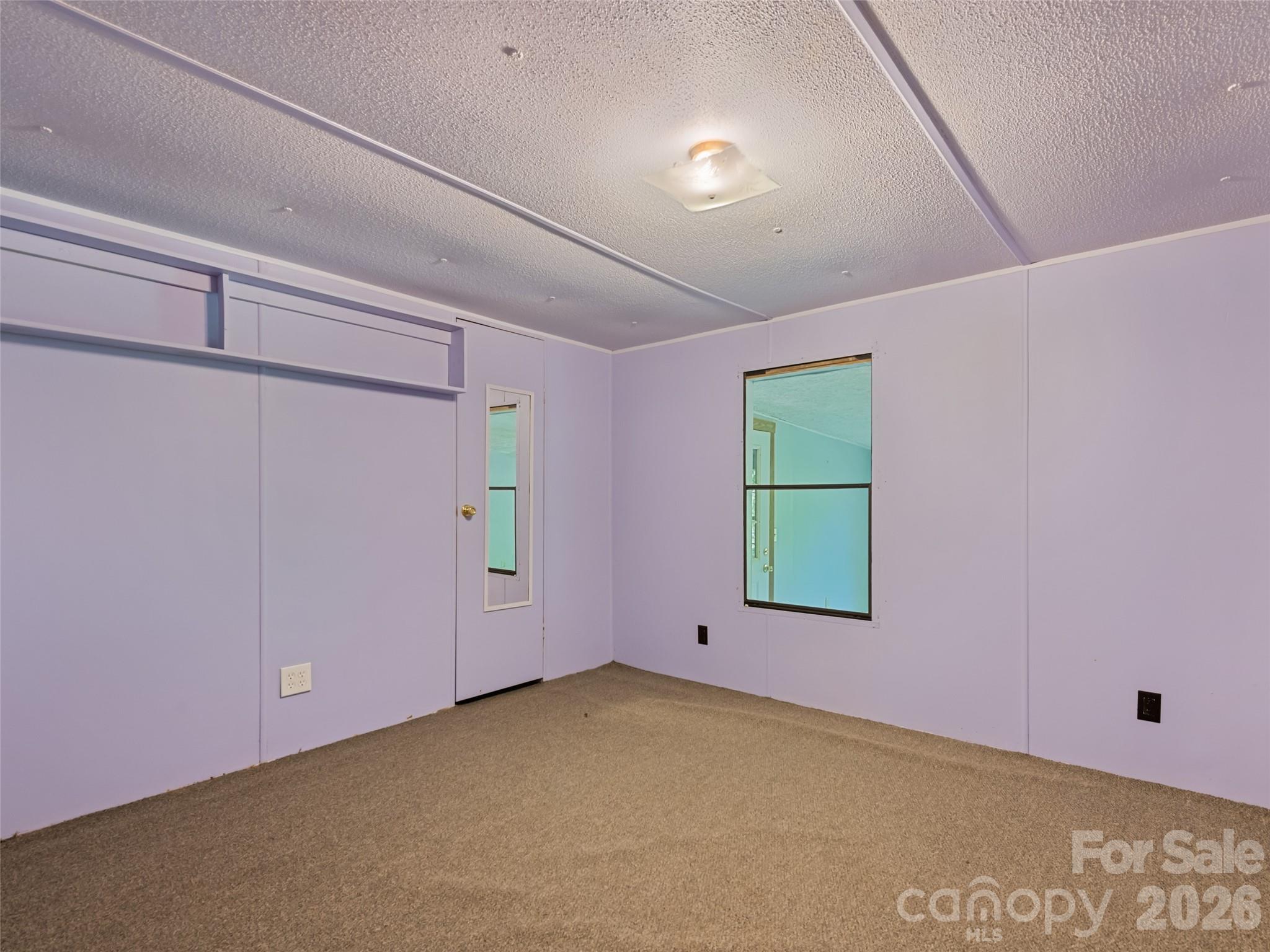 102 Serenity Lane — Clyde