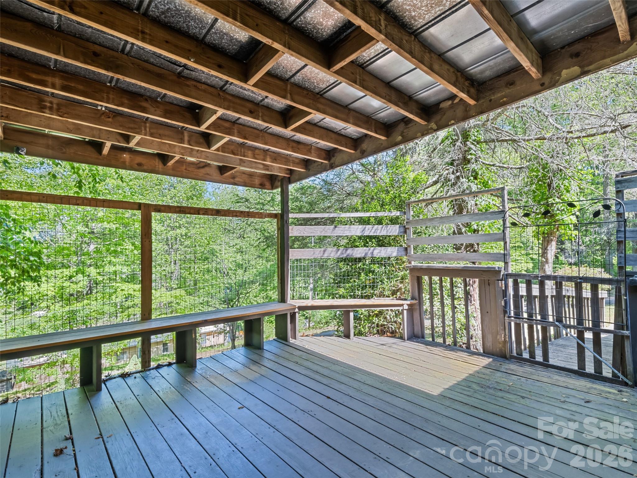 102 Serenity Lane — Clyde