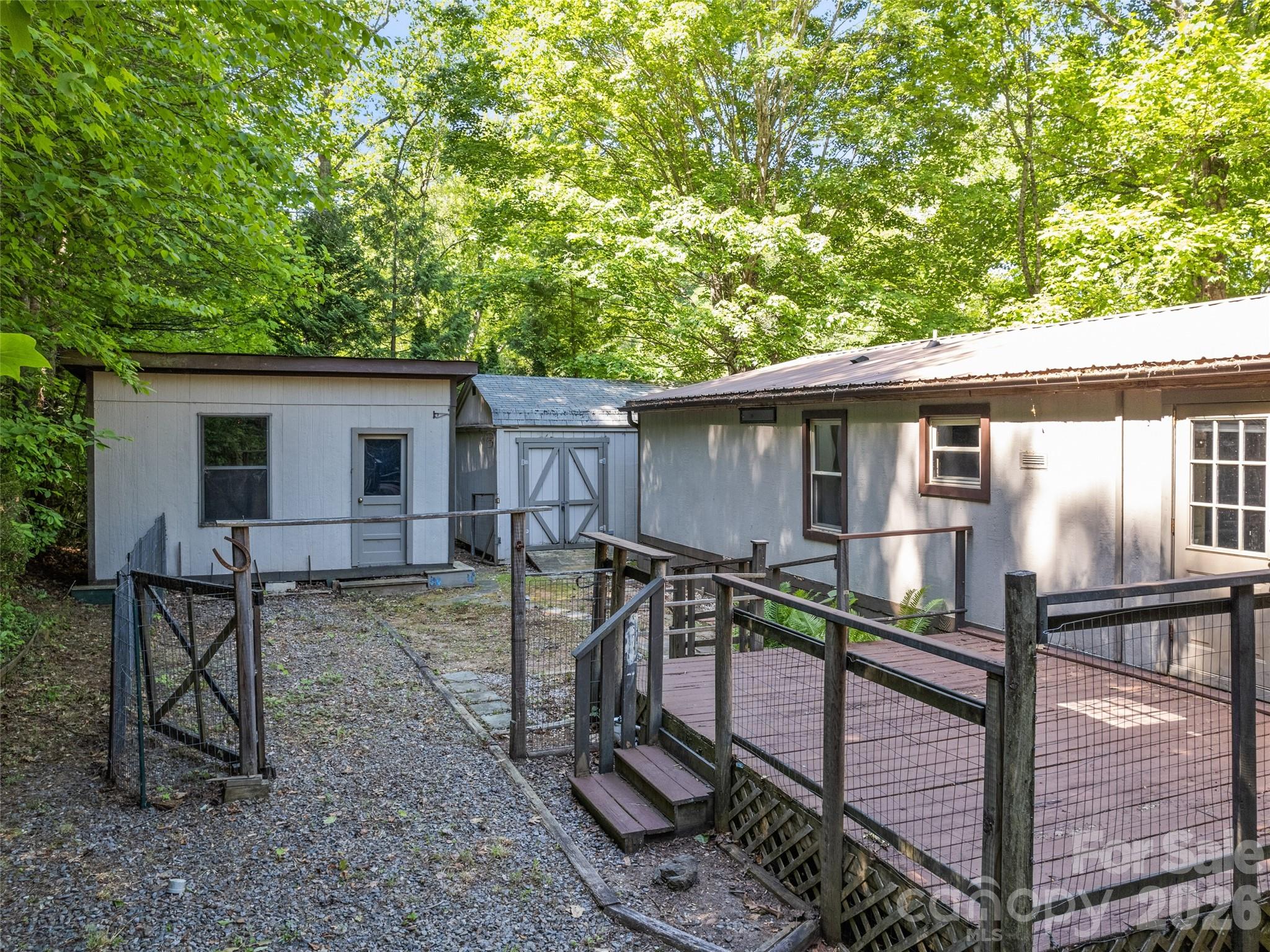 102 Serenity Lane — Clyde