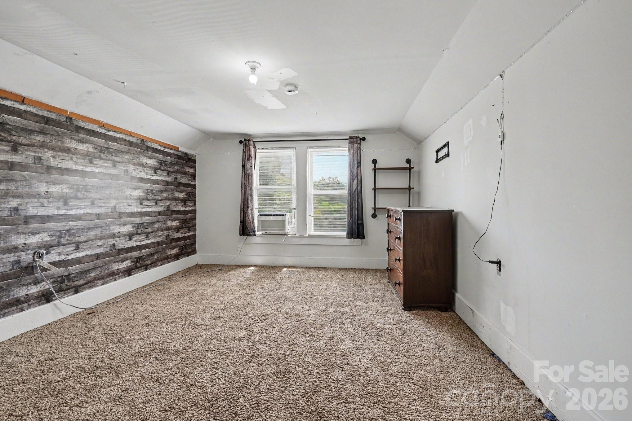 24359 Ridgecrest Road — Locust
