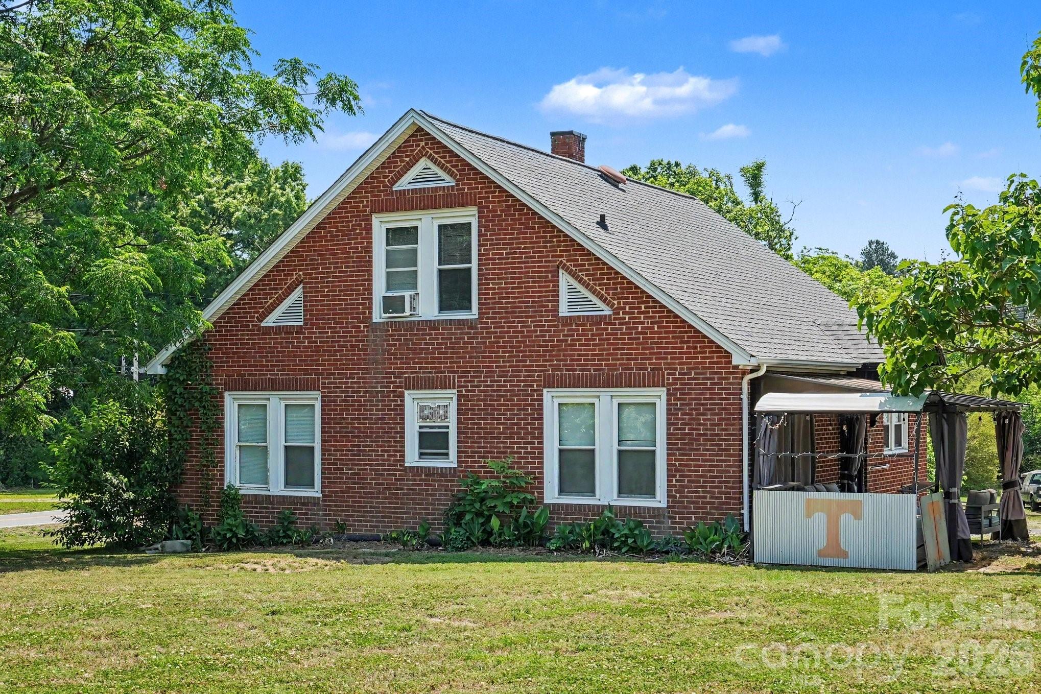24359 Ridgecrest Road — Locust